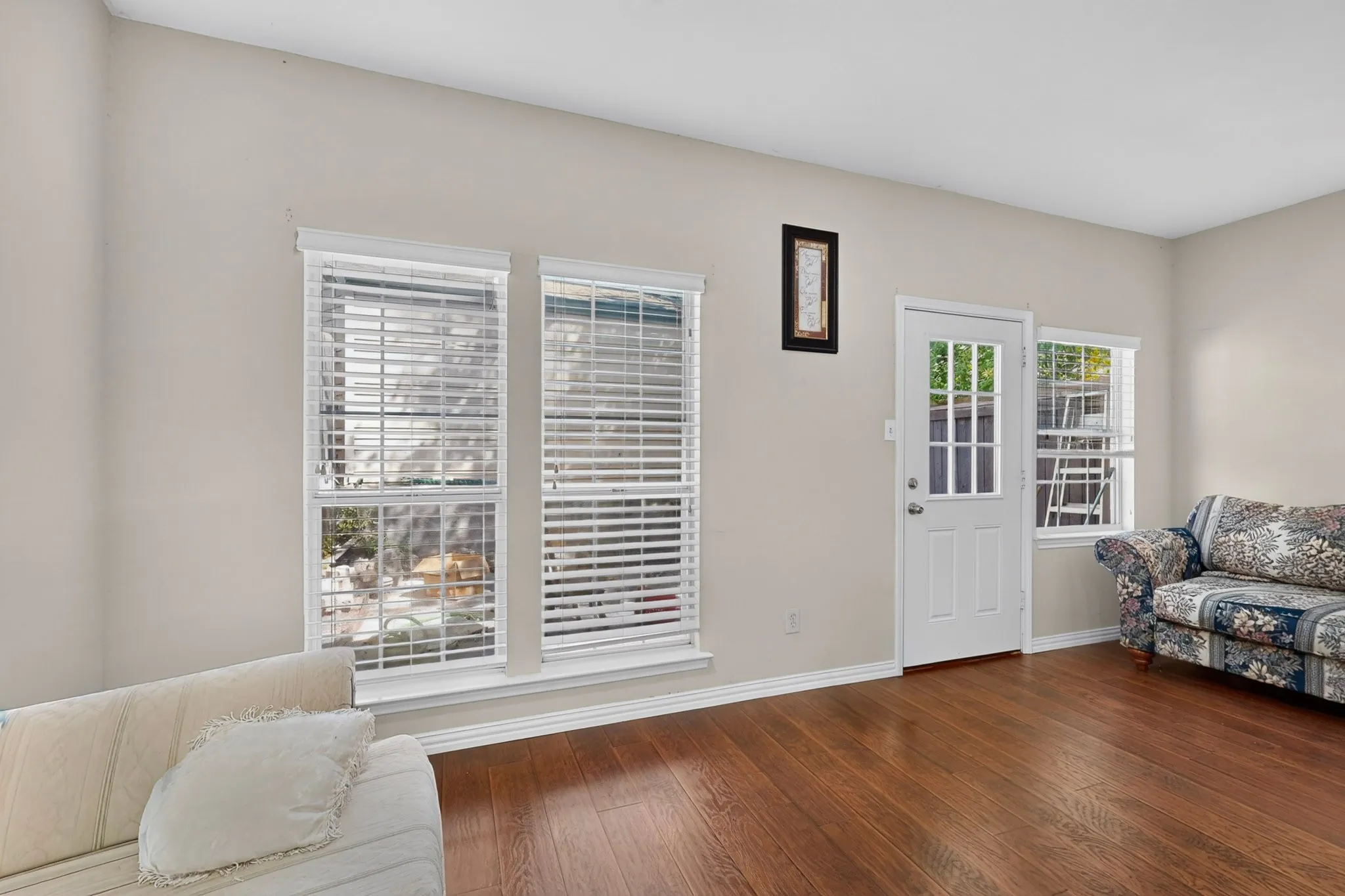 Condominium For Rent in Dallas County , 5565 Preston Oaks Road 117, Dallas, Texas 75254, 2 Bedroom, 2 Bathroom, 1 Garage spaces, 1,382 Sqft, built in 1983, mls#21386496, Real Estate Agent in Dallas, Homes For Rent in Dallas county, Homes For Rent in Dallas, Realtor in Dallas Texas, Real Estate Brokerage Independent Realty Texas, Luminita Cordes Realtor