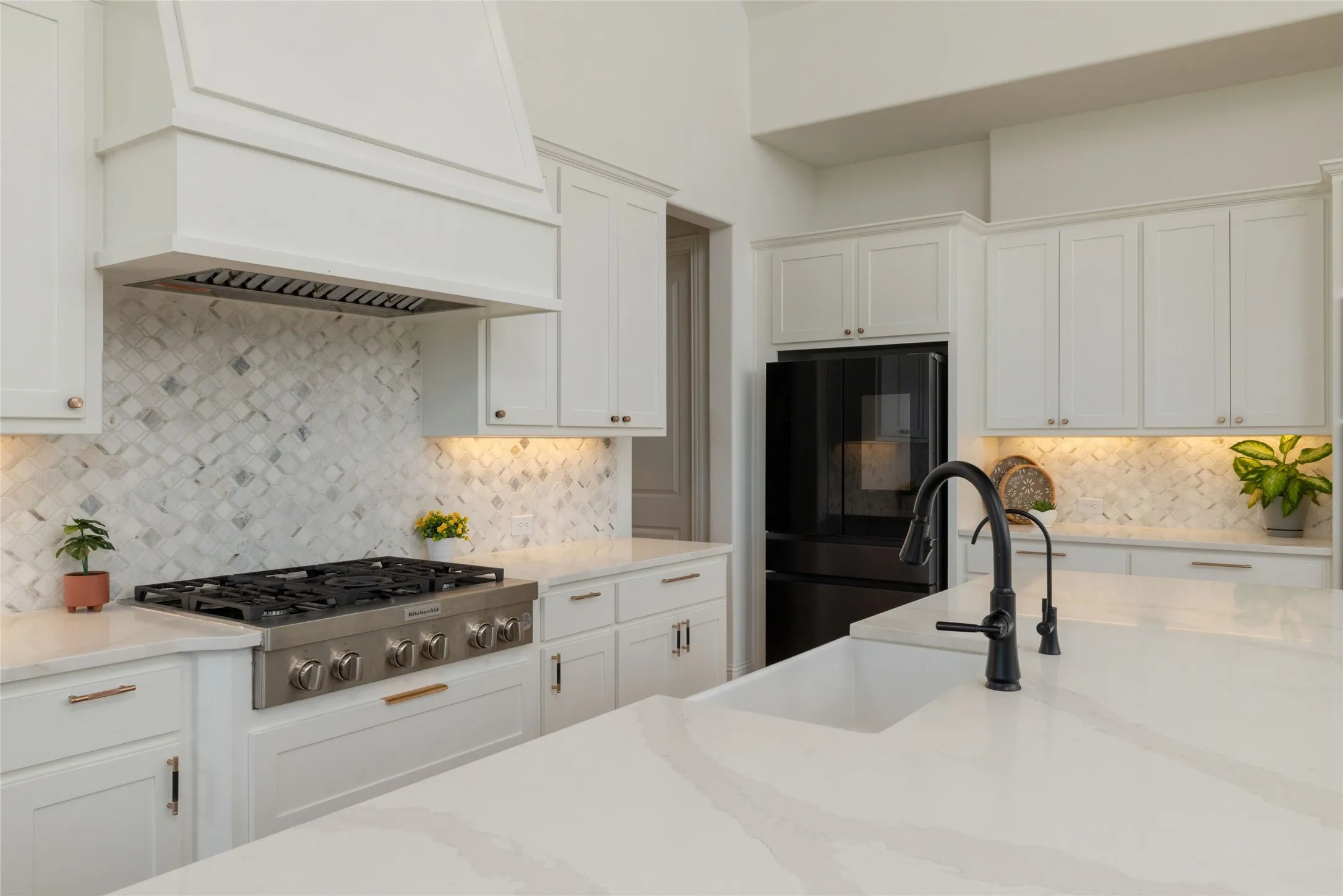 Single Family Residence For Sale in Tarrant County , 2037 Waterleaf Road, Haslet, Texas 76052, 5 Bedroom, 6 Bathroom, 3 Garage spaces, 4,875 Sqft, built in 2022, mls#21386087, Real Estate Agent in Haslet, Homes For Sale in Tarrant county, Homes For Sale in Haslet, Realtor in Haslet Texas, Real Estate Brokerage Independent Realty Texas, Luminita Cordes Realtor