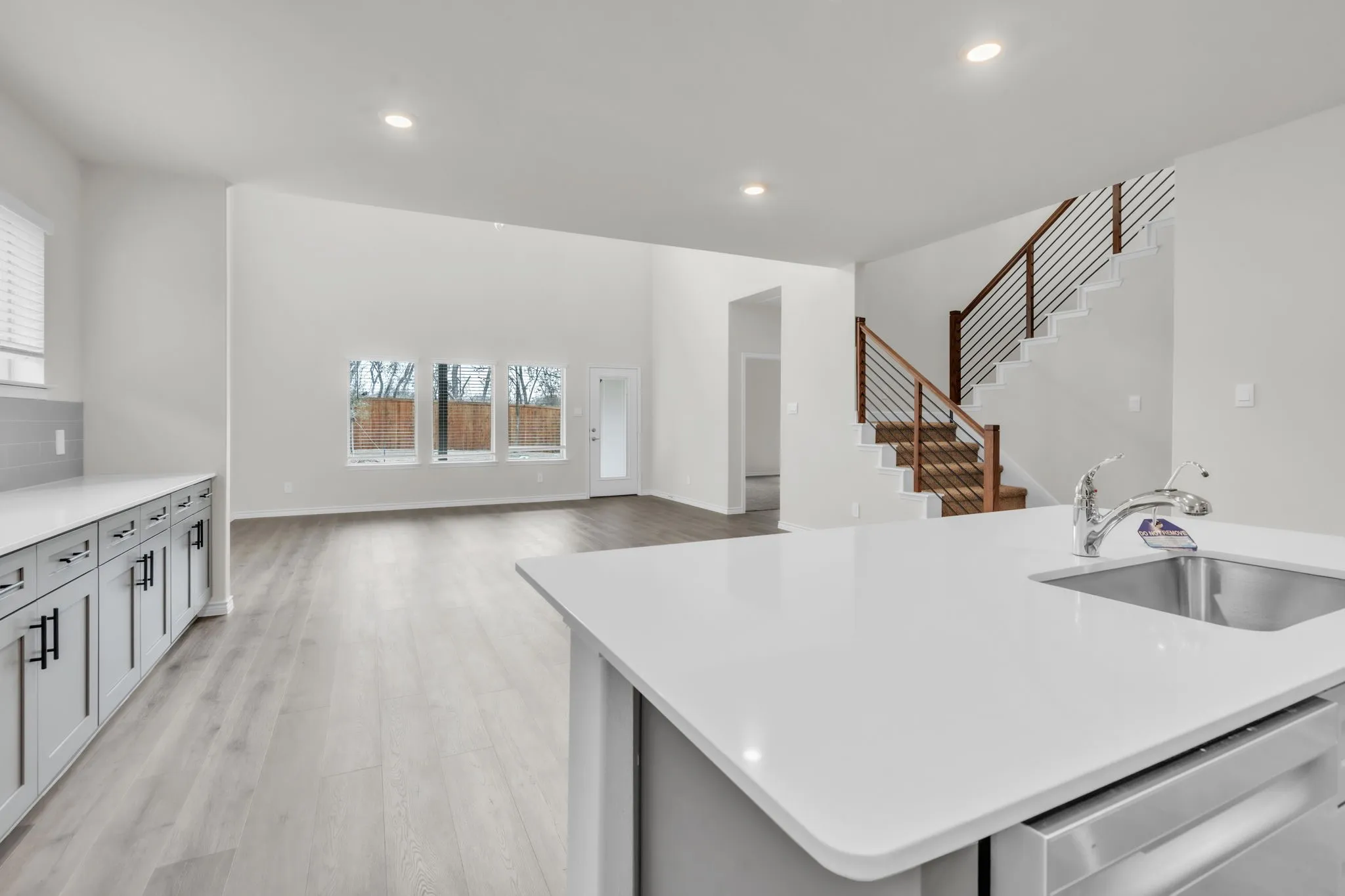 Single Family Residence For Sale in Collin County , 9400 Osprey Avenue, Mc Kinney, Texas 75071, 5 Bedroom, 3 Bathroom, 2 Garage spaces, 2,733 Sqft, built in 2026, mls#21386498, Real Estate Agent in Mc Kinney, Homes For Sale in Collin county, Homes For Sale in Mc Kinney, Realtor in Mc Kinney Texas, Real Estate Brokerage Independent Realty Texas, Luminita Cordes Realtor