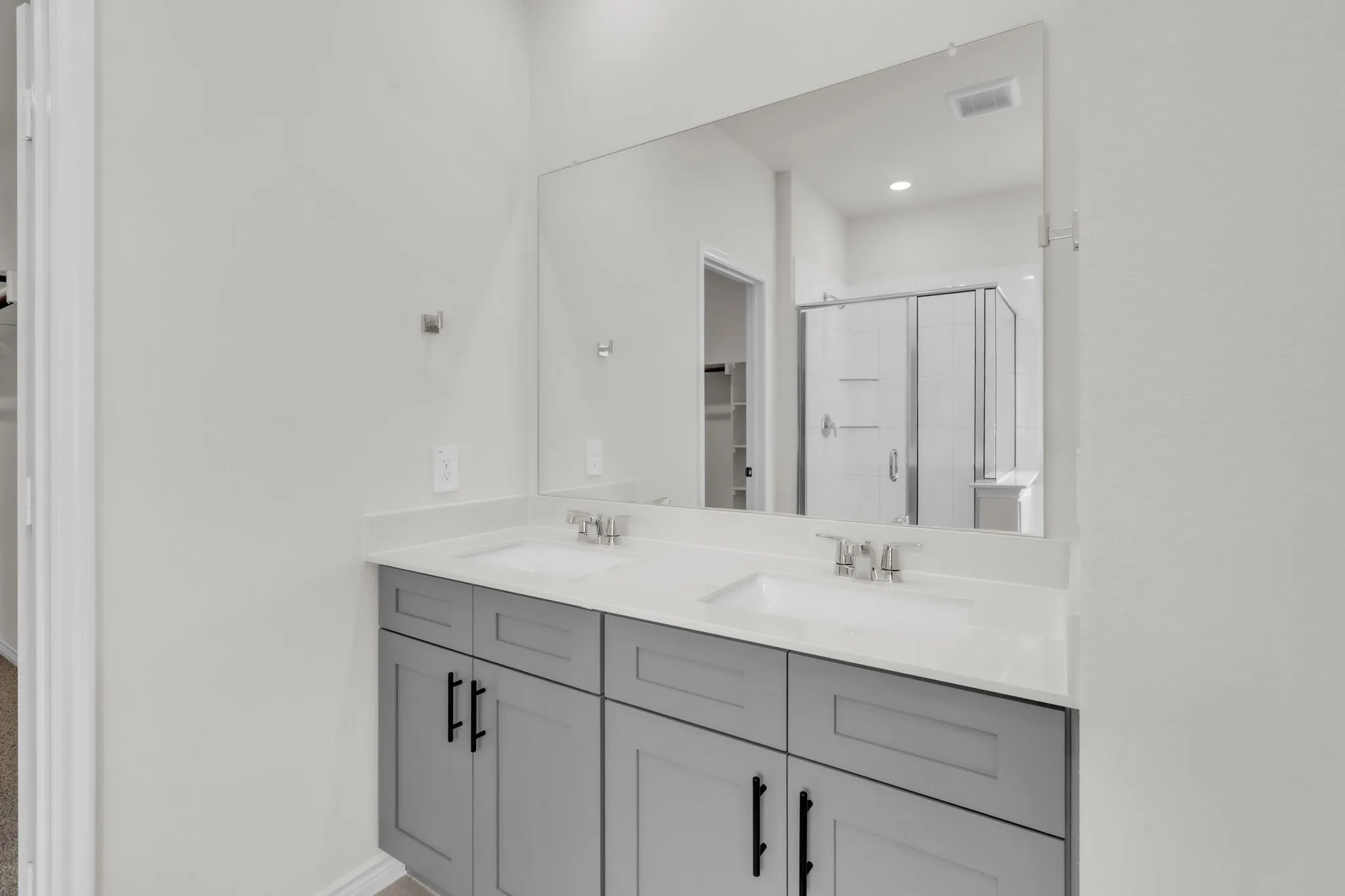 Single Family Residence For Sale in Collin County , 9400 Osprey Avenue, Mc Kinney, Texas 75071, 5 Bedroom, 3 Bathroom, 2 Garage spaces, 2,733 Sqft, built in 2026, mls#21386498, Real Estate Agent in Mc Kinney, Homes For Sale in Collin county, Homes For Sale in Mc Kinney, Realtor in Mc Kinney Texas, Real Estate Brokerage Independent Realty Texas, Luminita Cordes Realtor