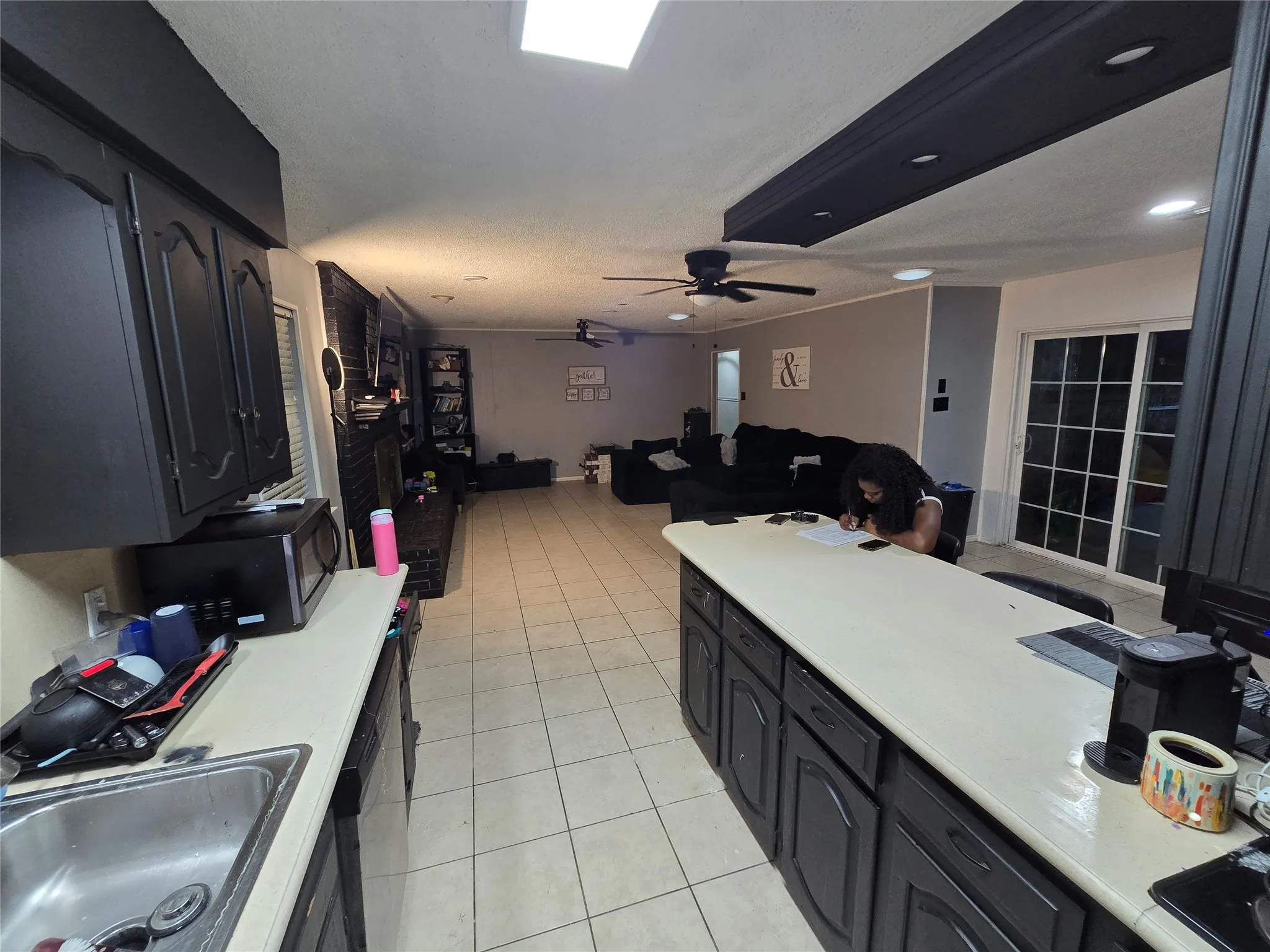 Single Family Residence For Sale in Ellis County , 113 S Valley Street, Red Oak, Texas 75154, 3 Bedroom, 2 Bathroom, 2 Garage spaces, 1,708 Sqft, built in 1968, mls#21384931, Real Estate Agent in Red Oak, Homes For Sale in Ellis county, Homes For Sale in Red Oak, Realtor in Red Oak Texas, Real Estate Brokerage Independent Realty Texas, Luminita Cordes Realtor