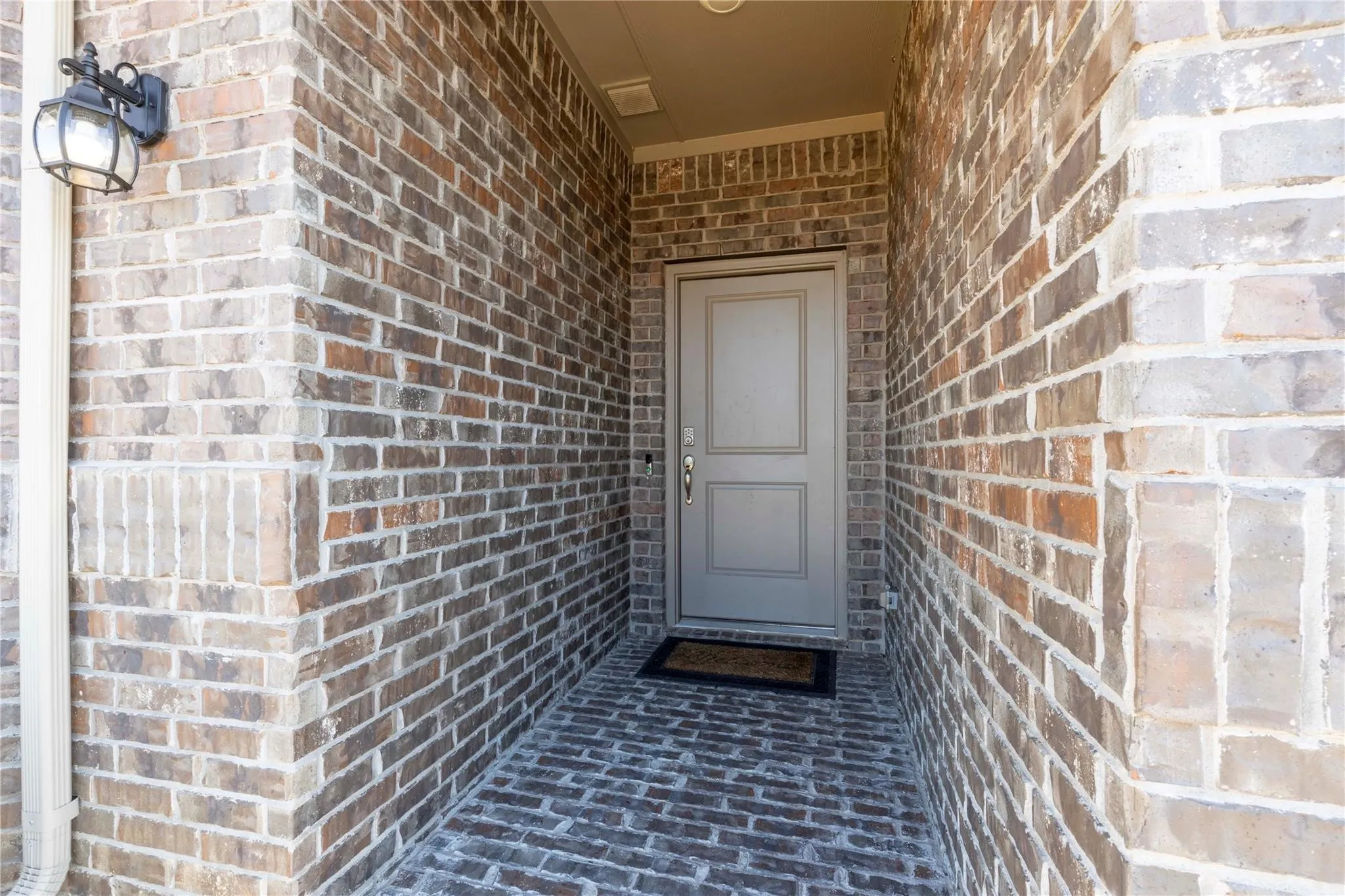 Single Family Residence For Sale in Johnson County , 1500 Livermore Lane, Cleburne, Texas 76033, 4 Bedroom, 2 Bathroom, 2 Garage spaces, 2,039 Sqft, built in 2021, mls#21386515, Real Estate Agent in Cleburne, Homes For Sale in Johnson county, Homes For Sale in Cleburne, Realtor in Cleburne Texas, Real Estate Brokerage Independent Realty Texas, Luminita Cordes Realtor