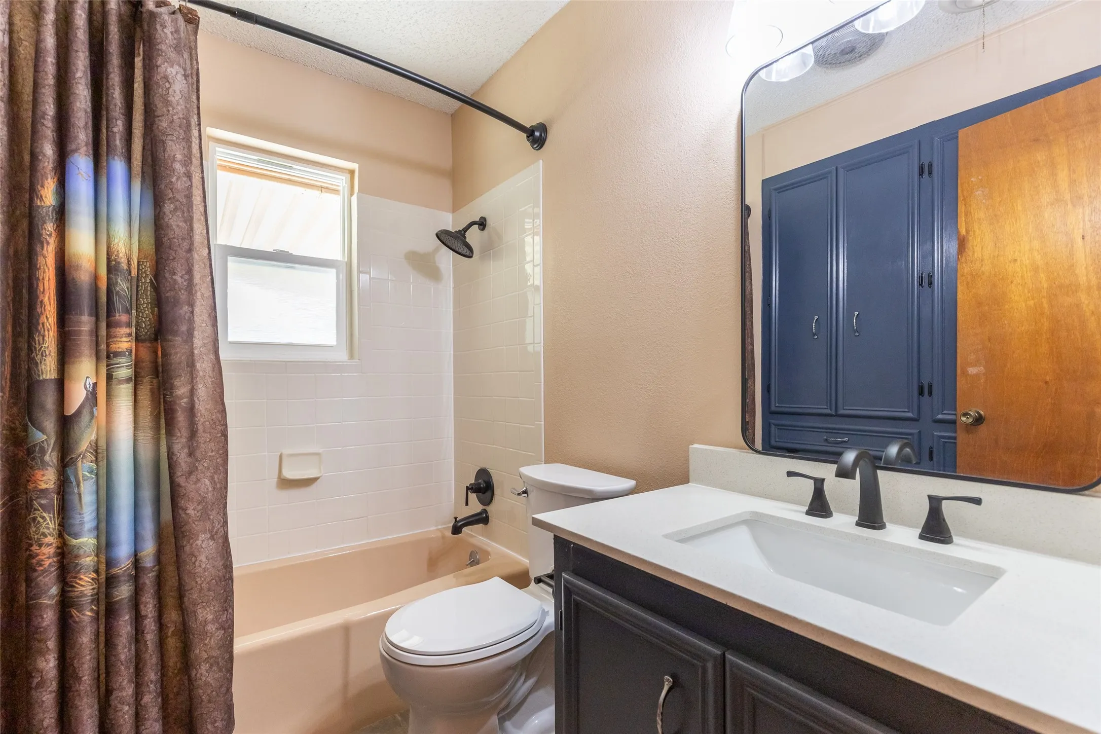 Single Family Residence For Rent in Taylor County , 2025 Lytle Trail, Abilene, Texas 79602, 4 Bedroom, 3 Bathroom, 2 Garage spaces, 2,290 Sqft, built in 1978, mls#21385580, Real Estate Agent in Abilene, Homes For Rent in Taylor county, Homes For Rent in Abilene, Realtor in Abilene Texas, Real Estate Brokerage Independent Realty Texas, Luminita Cordes Realtor