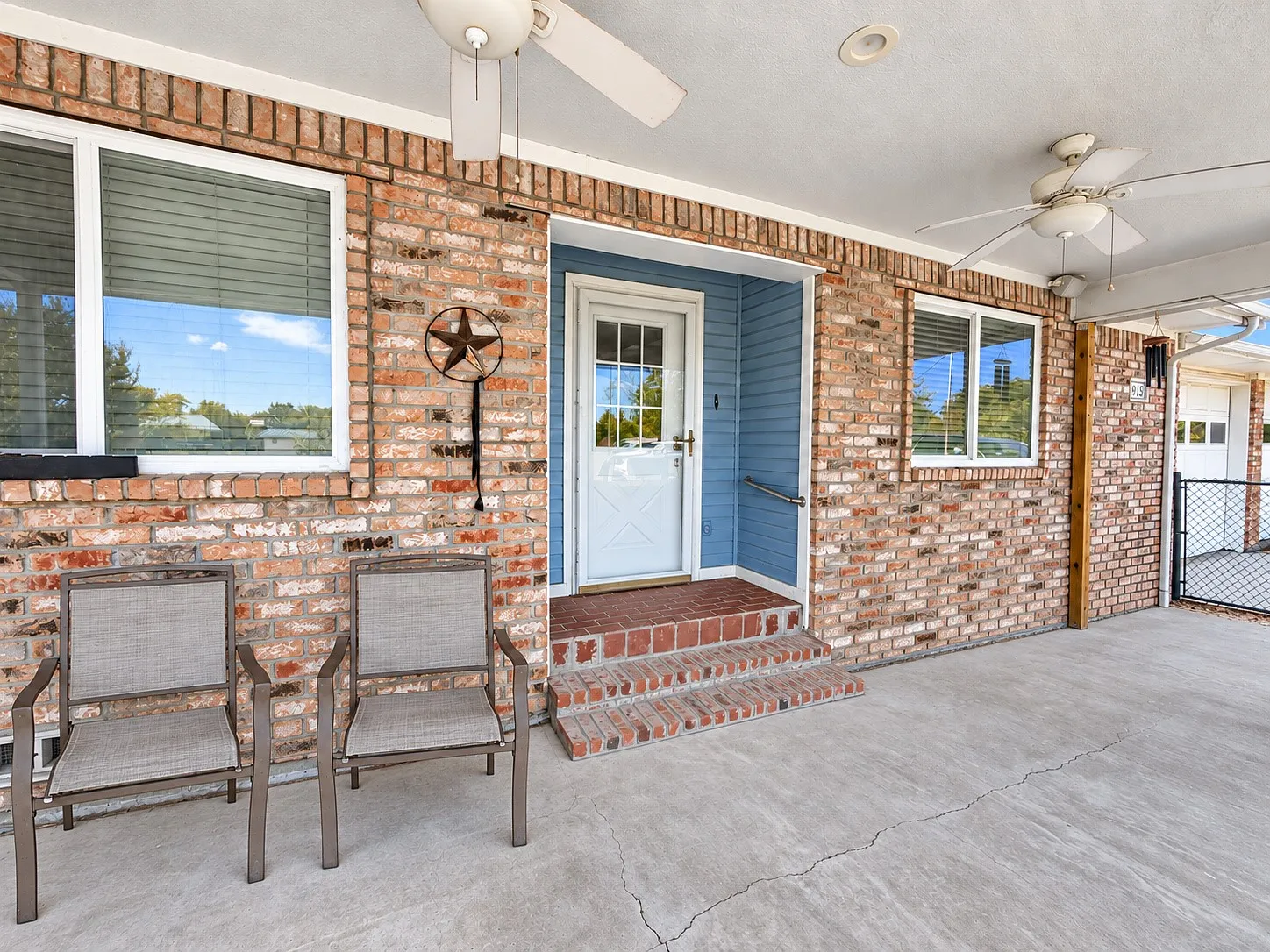Single Family Residence For Rent in Collin County , 6913 Kerilan Lane, St Paul, Texas 75098, 4 Bedroom, 2 Bathroom, 2 Garage spaces, 1,556 Sqft, built in 1966, mls#21386517, Real Estate Agent in St Paul, Homes For Rent in Collin county, Homes For Rent in St Paul, Realtor in St Paul Texas, Real Estate Brokerage Independent Realty Texas, Luminita Cordes Realtor