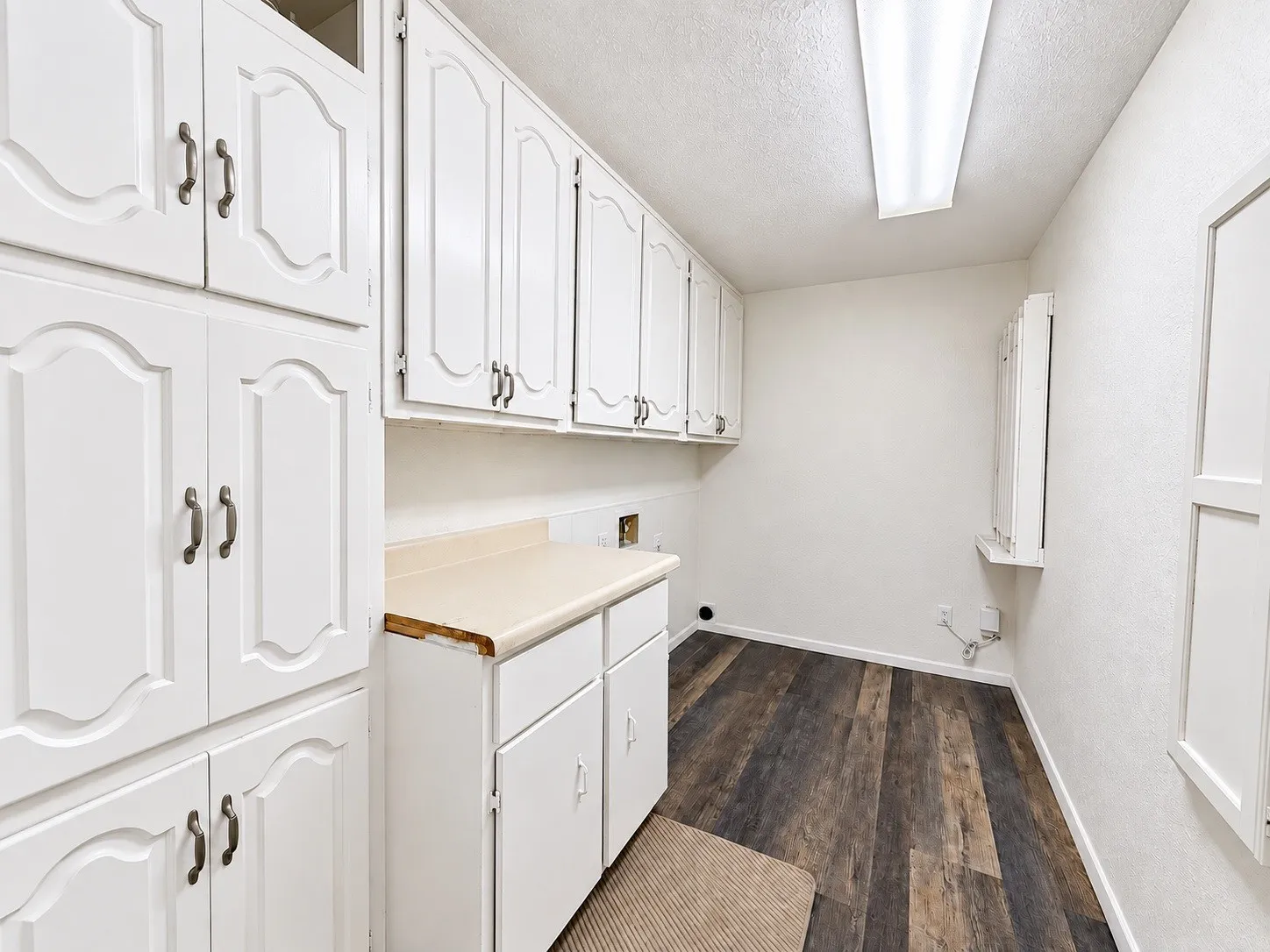 Single Family Residence For Rent in Collin County , 6913 Kerilan Lane, St Paul, Texas 75098, 4 Bedroom, 2 Bathroom, 2 Garage spaces, 1,556 Sqft, built in 1966, mls#21386517, Real Estate Agent in St Paul, Homes For Rent in Collin county, Homes For Rent in St Paul, Realtor in St Paul Texas, Real Estate Brokerage Independent Realty Texas, Luminita Cordes Realtor