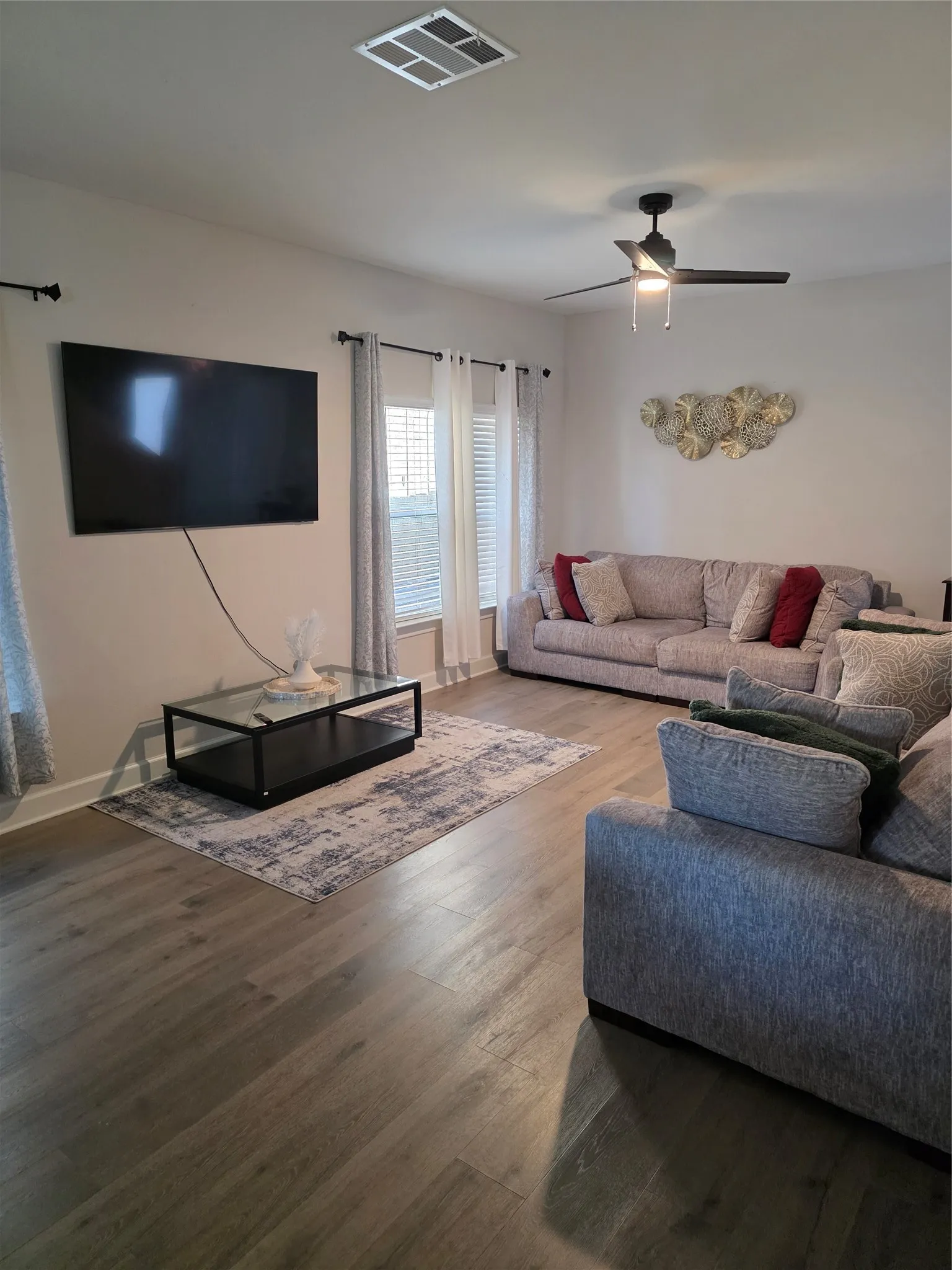 Single Family Residence For Rent in Collin County , 1004 Princeton Heights, Princeton, Texas 75407, 4 Bedroom, 3 Bathroom, 2 Garage spaces, 1,845 Sqft, built in 2023, mls#21385605, Real Estate Agent in Princeton, Homes For Rent in Collin county, Homes For Rent in Princeton, Realtor in Princeton Texas, Real Estate Brokerage Independent Realty Texas, Luminita Cordes Realtor
