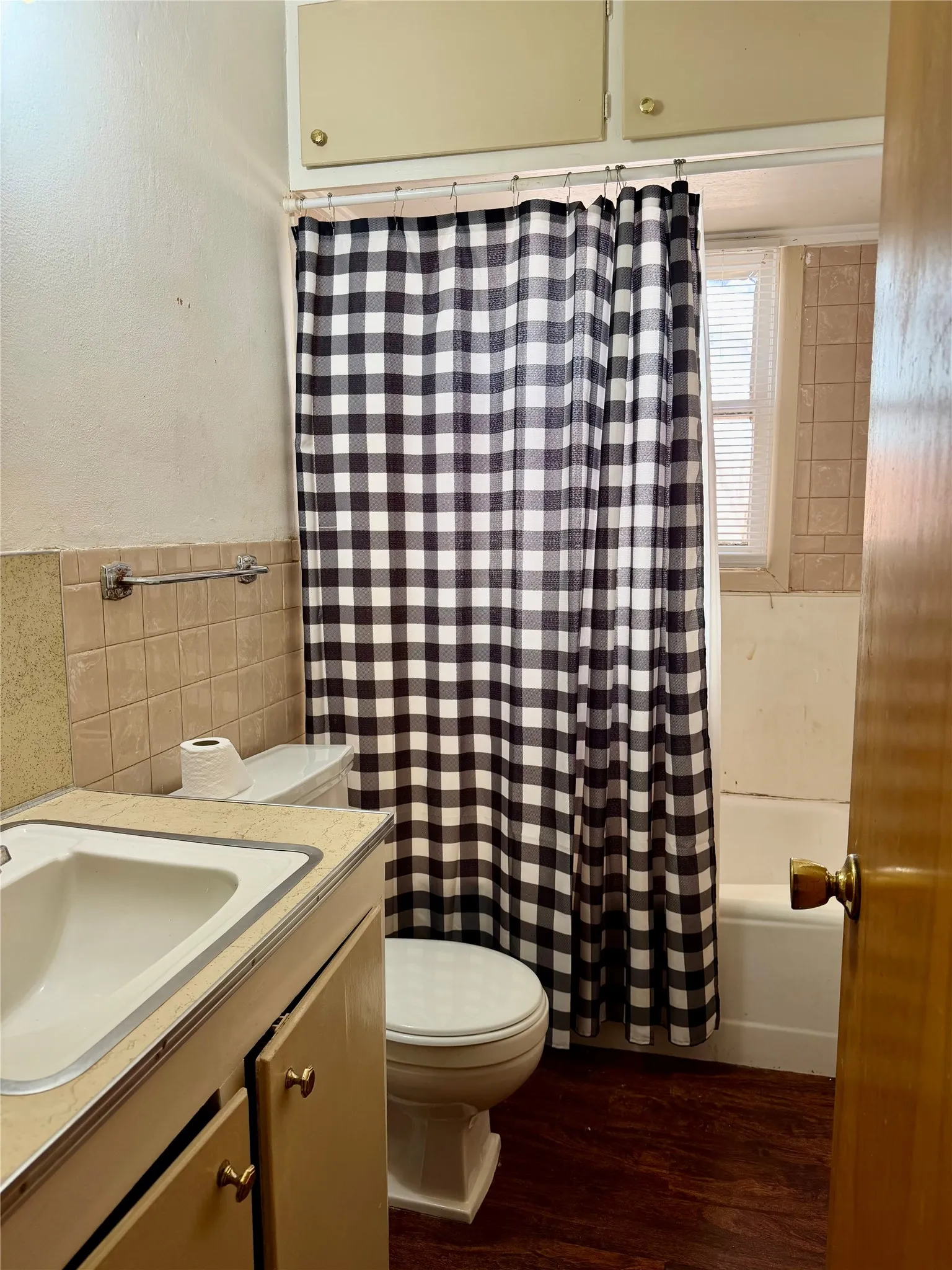Single Family Residence For Sale in Taylor County , 3816 N 10th Street, Abilene, Texas 79603, 3 Bedroom, 2 Bathroom, 2 Garage spaces, 1,298 Sqft, built in 1961, mls#21386402, Real Estate Agent in Abilene, Homes For Sale in Taylor county, Homes For Sale in Abilene, Realtor in Abilene Texas, Real Estate Brokerage Independent Realty Texas, Luminita Cordes Realtor