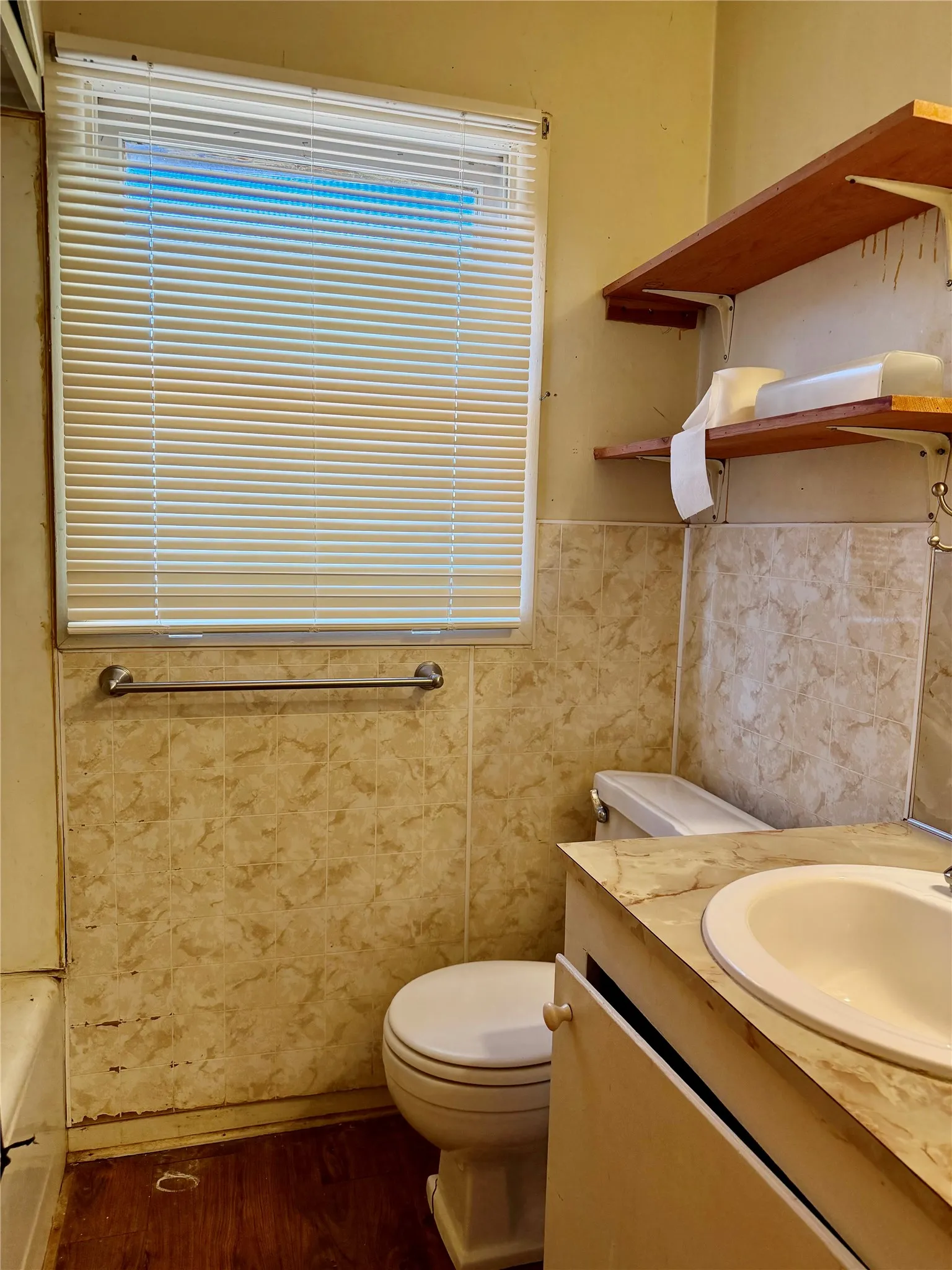 Single Family Residence For Sale in Taylor County , 3816 N 10th Street, Abilene, Texas 79603, 3 Bedroom, 2 Bathroom, 2 Garage spaces, 1,298 Sqft, built in 1961, mls#21386402, Real Estate Agent in Abilene, Homes For Sale in Taylor county, Homes For Sale in Abilene, Realtor in Abilene Texas, Real Estate Brokerage Independent Realty Texas, Luminita Cordes Realtor
