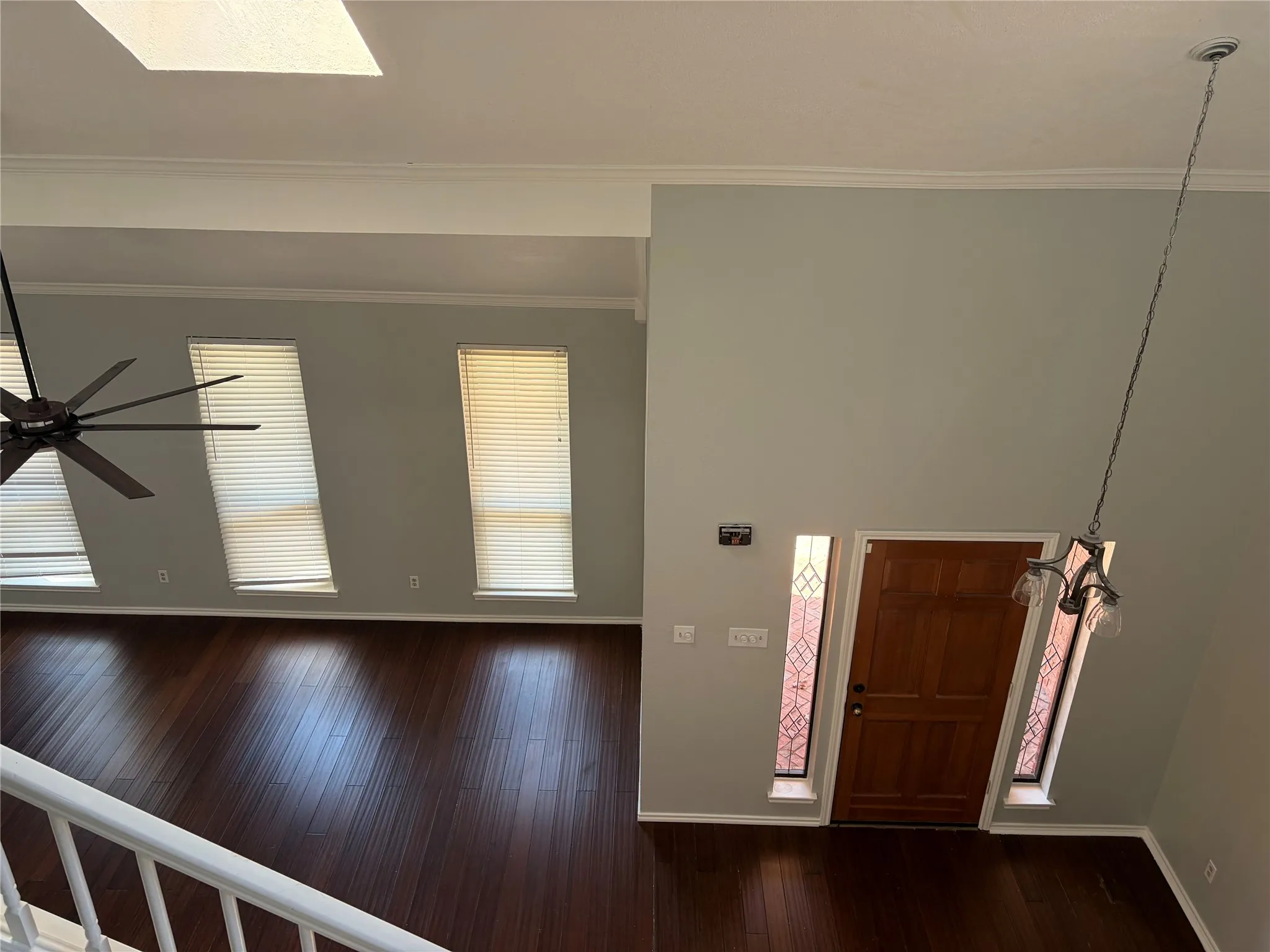 Single Family Residence For Rent in Denton County , 1911 Buffalo Bend Drive, Lewisville, Texas 75067, 4 Bedroom, 3 Bathroom, 2 Garage spaces, 2,473 Sqft, built in 1987, mls#21386441, Real Estate Agent in Lewisville, Homes For Rent in Denton county, Homes For Rent in Lewisville, Realtor in Lewisville Texas, Real Estate Brokerage Independent Realty Texas, Luminita Cordes Realtor