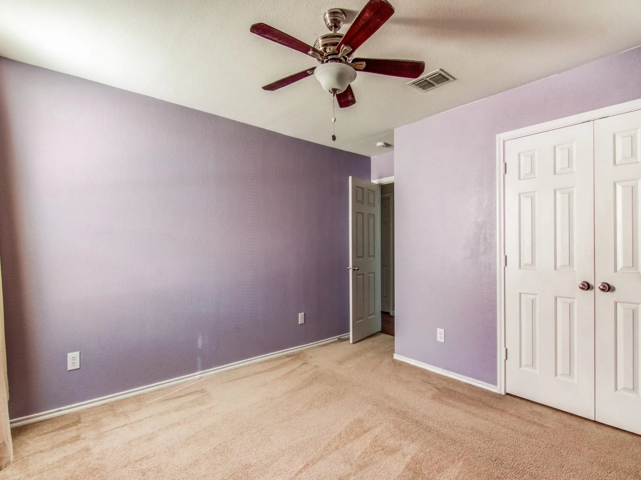 Single Family Residence For Rent in Collin County , 13120 Barbarosa Drive, Frisco, Texas 75035, 3 Bedroom, 2 Bathroom, 2 Garage spaces, 1,883 Sqft, built in 2005, mls#21386525, Real Estate Agent in Frisco, Homes For Rent in Collin county, Homes For Rent in Frisco, Realtor in Frisco Texas, Real Estate Brokerage Independent Realty Texas, Luminita Cordes Realtor
