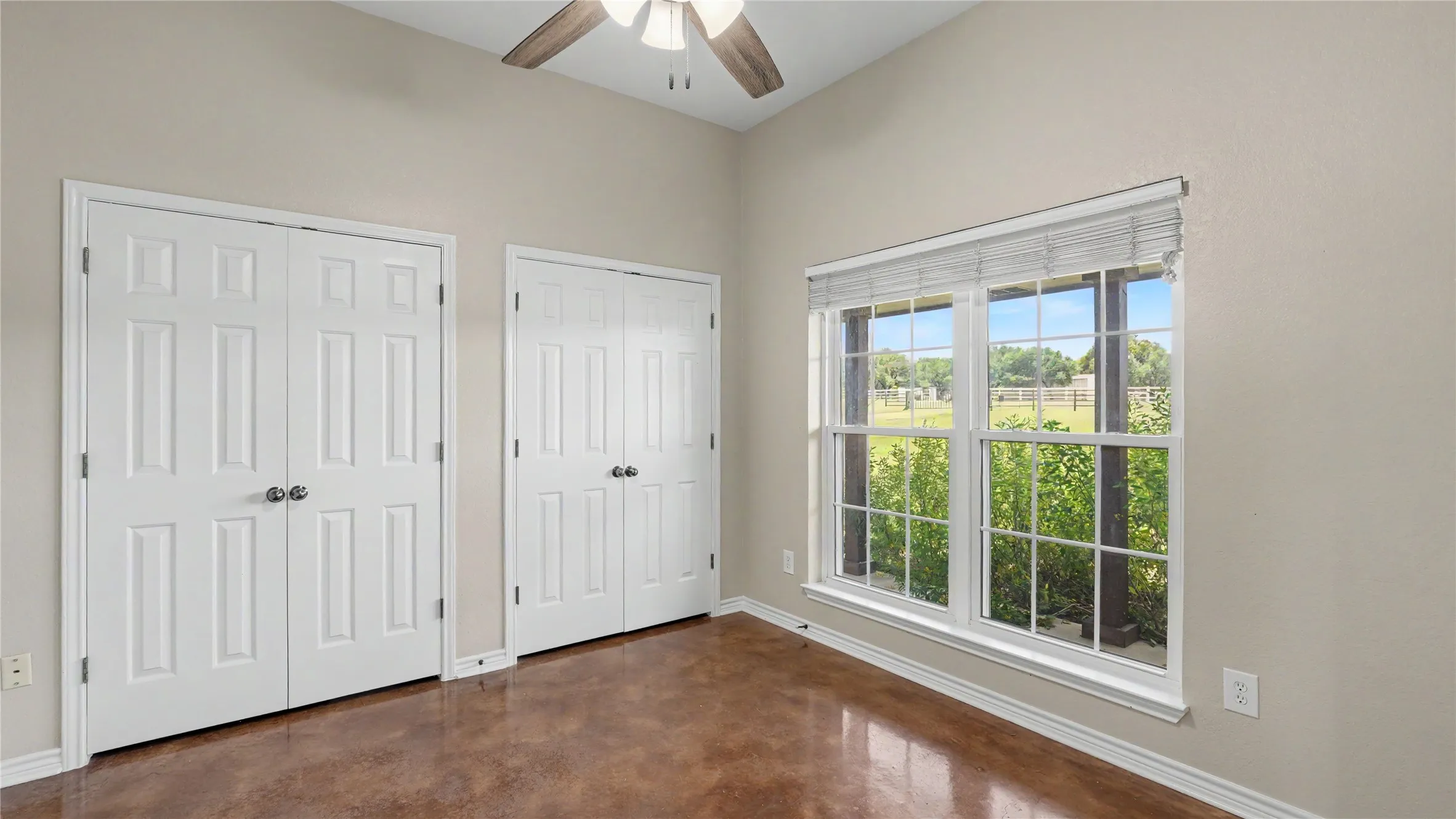 Single Family Residence For Sale in Bell County , 8462 Bell Meadows Boulevard, Belton, Texas 76513, 4 Bedroom, 2 Bathroom, 2 Garage spaces, 1,888 Sqft, built in 2003, mls#21386535, Real Estate Agent in Belton, Homes For Sale in Bell county, Homes For Sale in Belton, Realtor in Belton Texas, Real Estate Brokerage Independent Realty Texas, Luminita Cordes Realtor