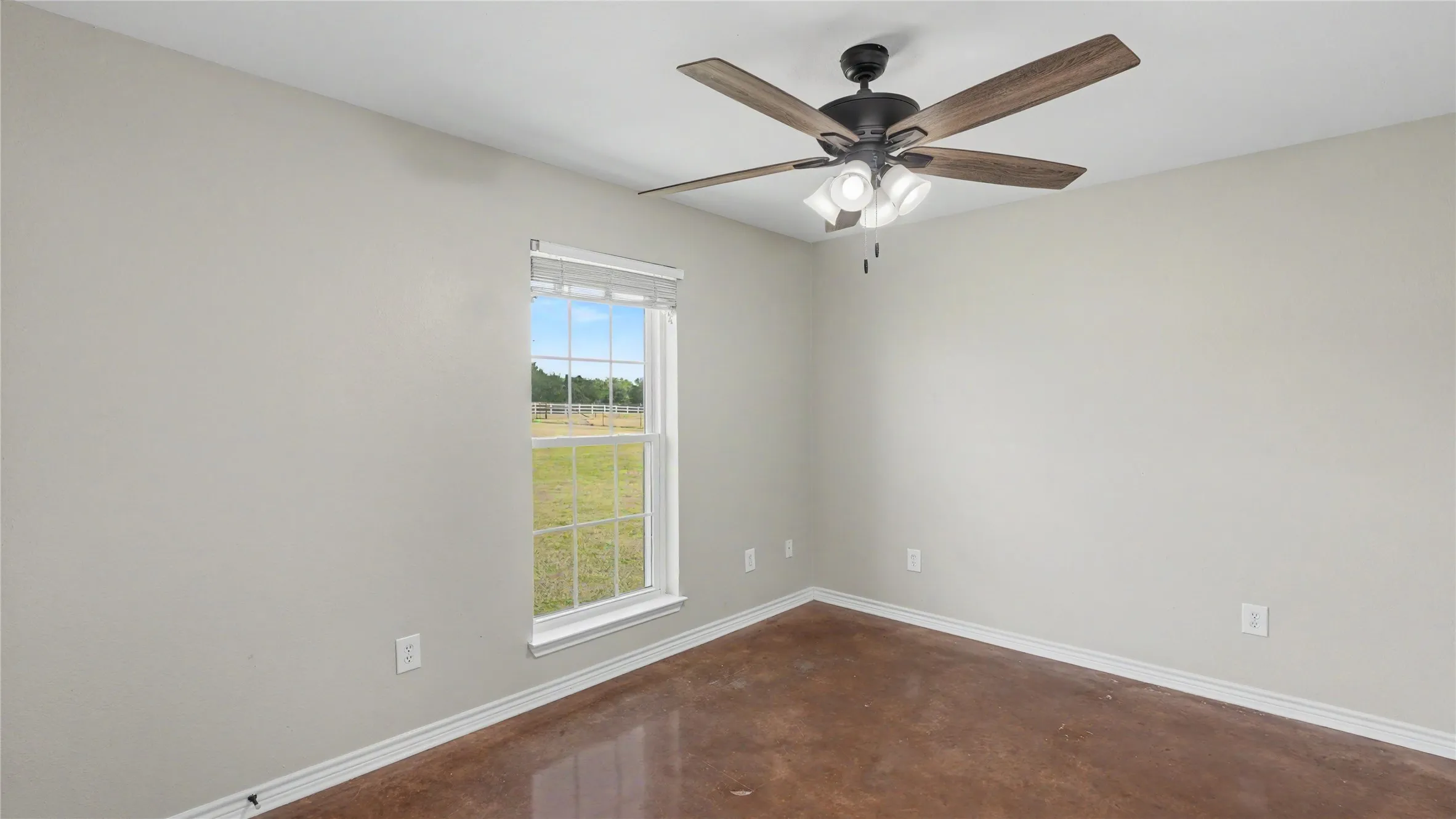 Single Family Residence For Sale in Bell County , 8462 Bell Meadows Boulevard, Belton, Texas 76513, 4 Bedroom, 2 Bathroom, 2 Garage spaces, 1,888 Sqft, built in 2003, mls#21386535, Real Estate Agent in Belton, Homes For Sale in Bell county, Homes For Sale in Belton, Realtor in Belton Texas, Real Estate Brokerage Independent Realty Texas, Luminita Cordes Realtor