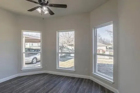 Single Family Residence For Sale in Tarrant County , 1336 E Fogg Street, Fort Worth, Texas 76115, 4 Bedroom, 3 Bathroom, 2 Garage spaces, 2,096 Sqft, built in 2023, mls#21386536, Real Estate Agent in Fort Worth, Homes For Sale in Tarrant county, Homes For Sale in Fort Worth, Realtor in Fort Worth Texas, Real Estate Brokerage Independent Realty Texas, Luminita Cordes Realtor
