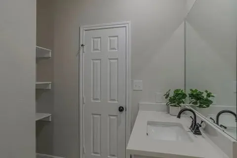Single Family Residence For Sale in Tarrant County , 1336 E Fogg Street, Fort Worth, Texas 76115, 4 Bedroom, 3 Bathroom, 2 Garage spaces, 2,096 Sqft, built in 2023, mls#21386536, Real Estate Agent in Fort Worth, Homes For Sale in Tarrant county, Homes For Sale in Fort Worth, Realtor in Fort Worth Texas, Real Estate Brokerage Independent Realty Texas, Luminita Cordes Realtor