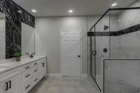 Single Family Residence For Sale in Tarrant County , 1336 E Fogg Street, Fort Worth, Texas 76115, 4 Bedroom, 3 Bathroom, 2 Garage spaces, 2,096 Sqft, built in 2023, mls#21386536, Real Estate Agent in Fort Worth, Homes For Sale in Tarrant county, Homes For Sale in Fort Worth, Realtor in Fort Worth Texas, Real Estate Brokerage Independent Realty Texas, Luminita Cordes Realtor