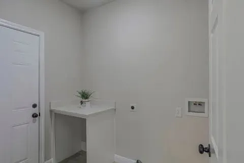 Single Family Residence For Sale in Tarrant County , 1336 E Fogg Street, Fort Worth, Texas 76115, 4 Bedroom, 3 Bathroom, 2 Garage spaces, 2,096 Sqft, built in 2023, mls#21386536, Real Estate Agent in Fort Worth, Homes For Sale in Tarrant county, Homes For Sale in Fort Worth, Realtor in Fort Worth Texas, Real Estate Brokerage Independent Realty Texas, Luminita Cordes Realtor
