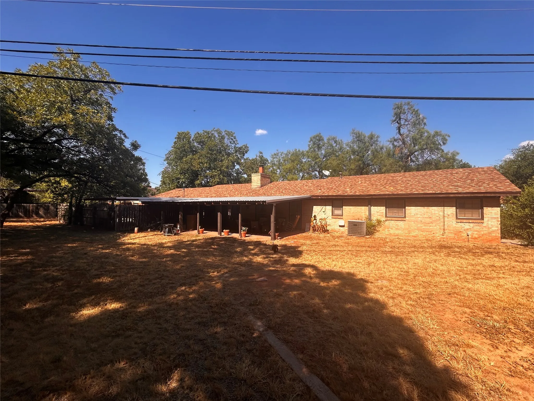 Single Family Residence For Sale in Taylor County , 4118 Concord Court, Abilene, Texas 79603, 3 Bedroom, 2 Bathroom, Garage spaces, 2,370 Sqft, built in 1960, mls#21386540, Real Estate Agent in Abilene, Homes For Sale in Taylor county, Homes For Sale in Abilene, Realtor in Abilene Texas, Real Estate Brokerage Independent Realty Texas, Luminita Cordes Realtor