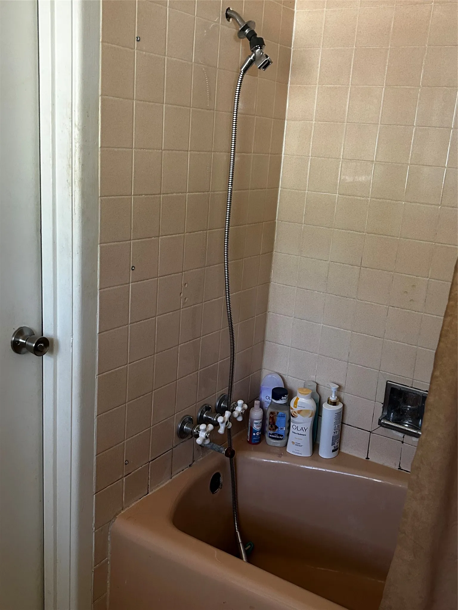 Single Family Residence For Sale in Taylor County , 4118 Concord Court, Abilene, Texas 79603, 3 Bedroom, 2 Bathroom, Garage spaces, 2,370 Sqft, built in 1960, mls#21386540, Real Estate Agent in Abilene, Homes For Sale in Taylor county, Homes For Sale in Abilene, Realtor in Abilene Texas, Real Estate Brokerage Independent Realty Texas, Luminita Cordes Realtor