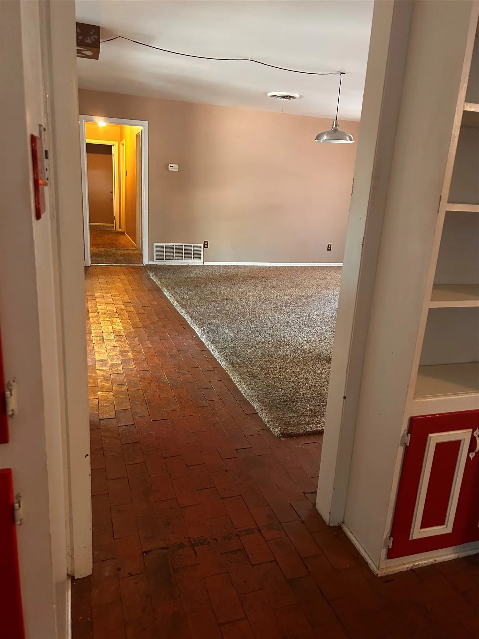 Single Family Residence For Sale in Taylor County , 4118 Concord Court, Abilene, Texas 79603, 3 Bedroom, 2 Bathroom, Garage spaces, 2,370 Sqft, built in 1960, mls#21386540, Real Estate Agent in Abilene, Homes For Sale in Taylor county, Homes For Sale in Abilene, Realtor in Abilene Texas, Real Estate Brokerage Independent Realty Texas, Luminita Cordes Realtor