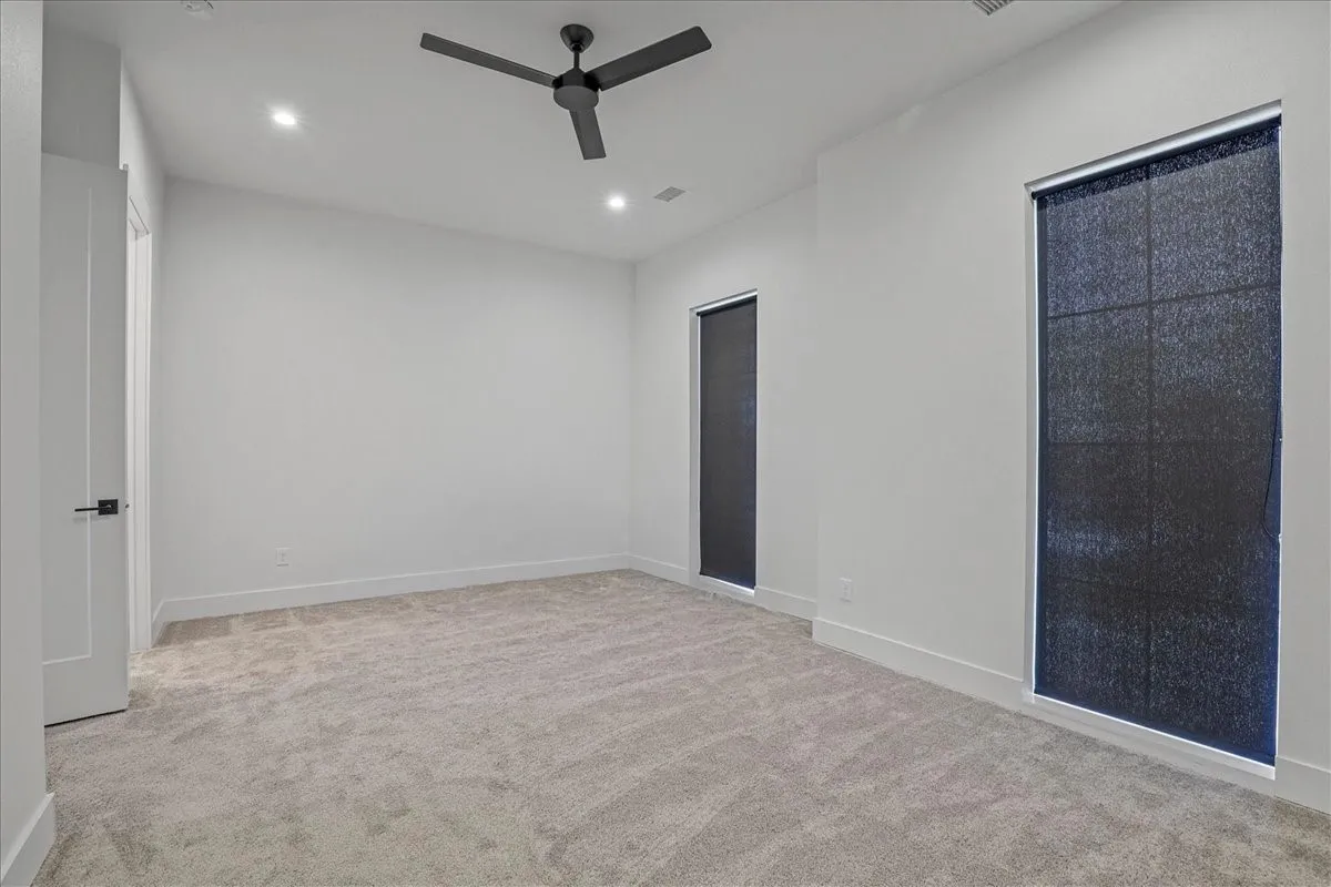 Single Family Residence For Rent in Dallas County , 2413 Crossman Avenue, Dallas, Texas 75212, 3 Bedroom, 3 Bathroom, 2 Garage spaces, 2,129 Sqft, built in 2021, mls#21385314, Real Estate Agent in Dallas, Homes For Rent in Dallas county, Homes For Rent in Dallas, Realtor in Dallas Texas, Real Estate Brokerage Independent Realty Texas, Luminita Cordes Realtor