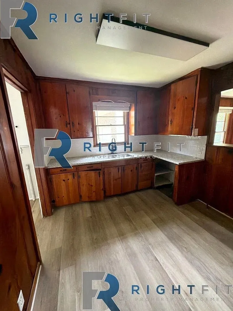 Single Family Residence For Sale in Bowie County , 1214 Mockingbird Lane, Texarkana, Texas 75501, 3 Bedroom, 2 Bathroom, Garage spaces, 1,610 Sqft, built in 0, mls#21386544, Real Estate Agent in Texarkana, Homes For Sale in Bowie county, Homes For Sale in Texarkana, Realtor in Texarkana Texas, Real Estate Brokerage Independent Realty Texas, Luminita Cordes Realtor