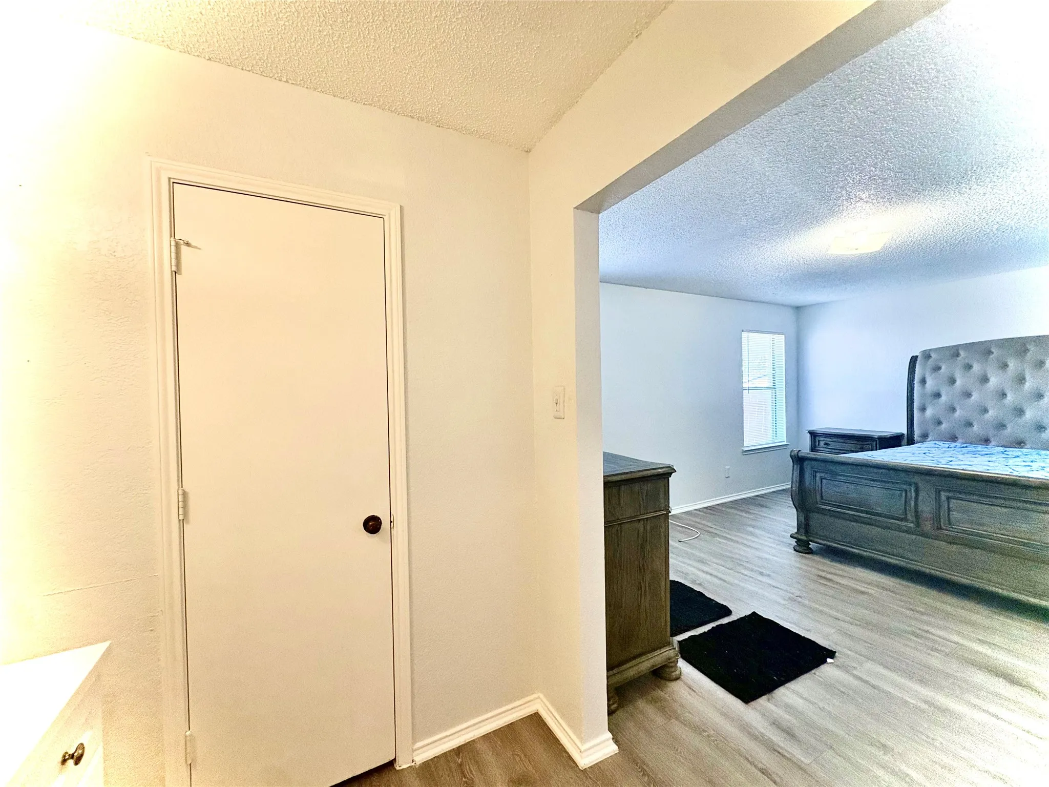 Single Family Residence For Rent in Tarrant County , 1920 San Rafael Street, Fort Worth, Texas 76134, 2 Bedroom, 2 Bathroom, 1 Garage spaces, 2,064 Sqft, built in 1985, mls#21384980, Real Estate Agent in Fort Worth, Homes For Rent in Tarrant county, Homes For Rent in Fort Worth, Realtor in Fort Worth Texas, Real Estate Brokerage Independent Realty Texas, Luminita Cordes Realtor