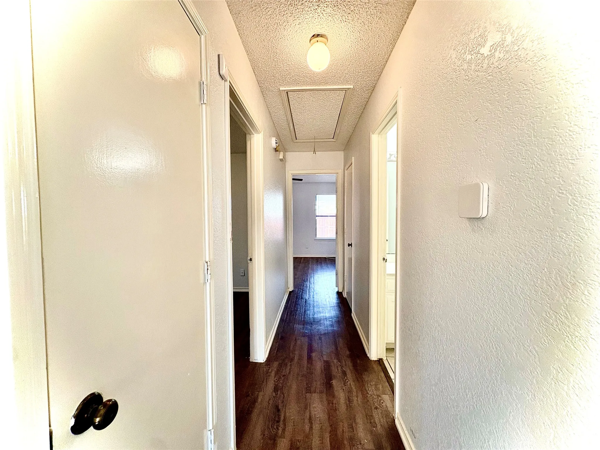 Single Family Residence For Rent in Tarrant County , 1922 San Rafael Street, Fort Worth, Texas 76134, 2 Bedroom, 2 Bathroom, 1 Garage spaces, 2,064 Sqft, built in 1985, mls#21386549, Real Estate Agent in Fort Worth, Homes For Rent in Tarrant county, Homes For Rent in Fort Worth, Realtor in Fort Worth Texas, Real Estate Brokerage Independent Realty Texas, Luminita Cordes Realtor