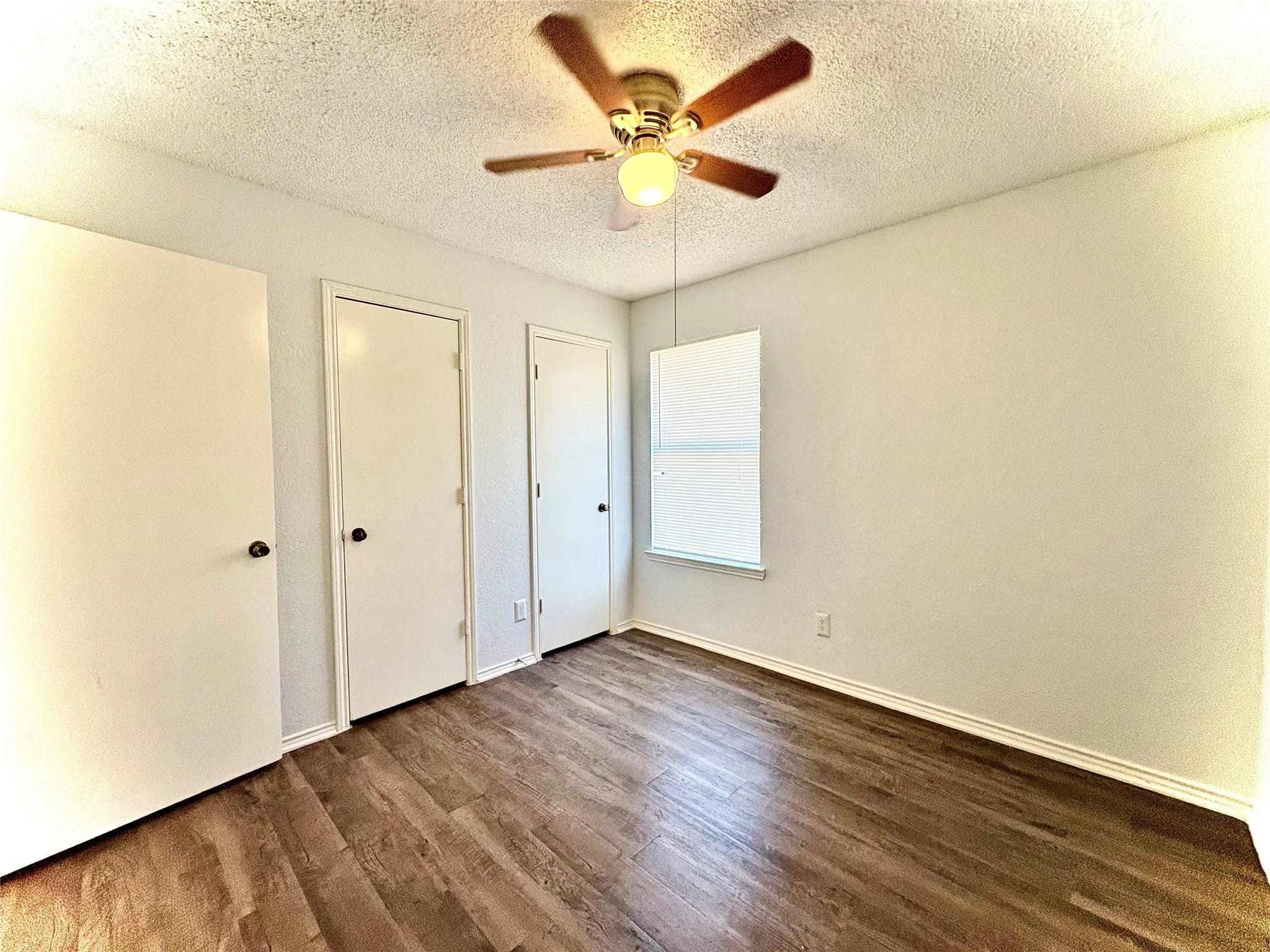 Single Family Residence For Rent in Tarrant County , 1922 San Rafael Street, Fort Worth, Texas 76134, 2 Bedroom, 2 Bathroom, 1 Garage spaces, 2,064 Sqft, built in 1985, mls#21386549, Real Estate Agent in Fort Worth, Homes For Rent in Tarrant county, Homes For Rent in Fort Worth, Realtor in Fort Worth Texas, Real Estate Brokerage Independent Realty Texas, Luminita Cordes Realtor