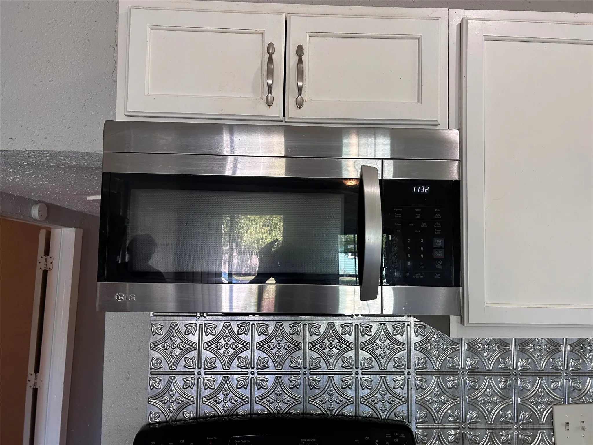 Single Family Residence For Sale in Grayson County , 615 S Throckmorton Street, Sherman, Texas 75090, 3 Bedroom, 2 Bathroom, Garage spaces, 1,278 Sqft, built in 1925, mls#21386553, Real Estate Agent in Sherman, Homes For Sale in Grayson county, Homes For Sale in Sherman, Realtor in Sherman Texas, Real Estate Brokerage Independent Realty Texas, Luminita Cordes Realtor