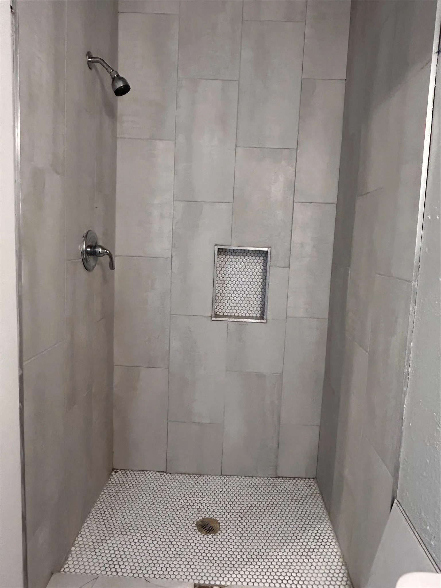 Single Family Residence For Sale in Grayson County , 615 S Throckmorton Street, Sherman, Texas 75090, 3 Bedroom, 2 Bathroom, Garage spaces, 1,278 Sqft, built in 1925, mls#21386553, Real Estate Agent in Sherman, Homes For Sale in Grayson county, Homes For Sale in Sherman, Realtor in Sherman Texas, Real Estate Brokerage Independent Realty Texas, Luminita Cordes Realtor