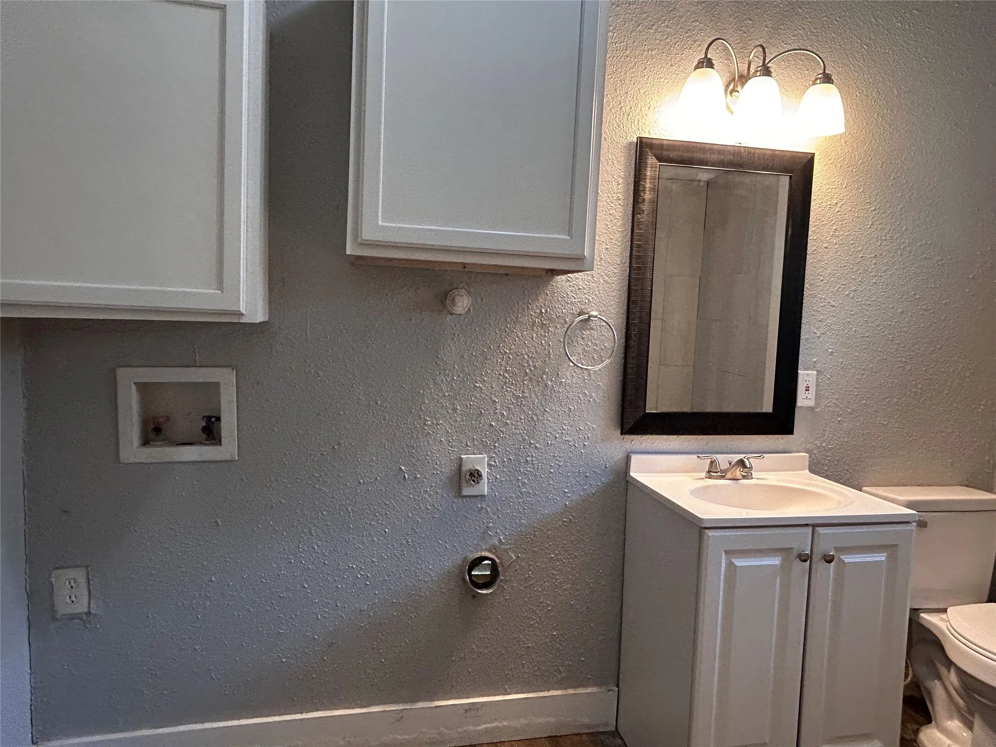 Single Family Residence For Sale in Grayson County , 615 S Throckmorton Street, Sherman, Texas 75090, 3 Bedroom, 2 Bathroom, Garage spaces, 1,278 Sqft, built in 1925, mls#21386553, Real Estate Agent in Sherman, Homes For Sale in Grayson county, Homes For Sale in Sherman, Realtor in Sherman Texas, Real Estate Brokerage Independent Realty Texas, Luminita Cordes Realtor