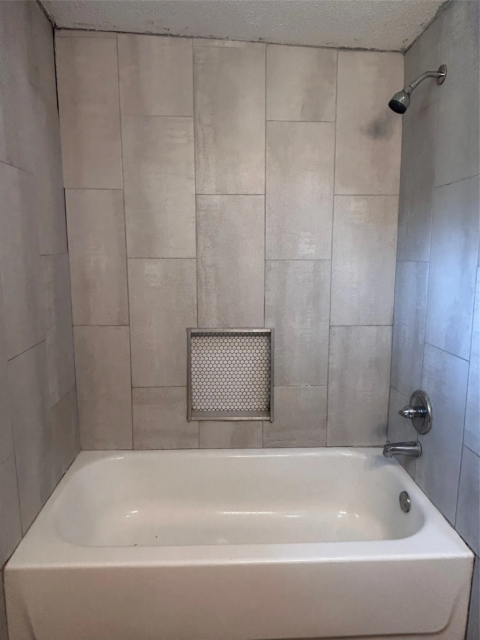 Single Family Residence For Sale in Grayson County , 615 S Throckmorton Street, Sherman, Texas 75090, 3 Bedroom, 2 Bathroom, Garage spaces, 1,278 Sqft, built in 1925, mls#21386553, Real Estate Agent in Sherman, Homes For Sale in Grayson county, Homes For Sale in Sherman, Realtor in Sherman Texas, Real Estate Brokerage Independent Realty Texas, Luminita Cordes Realtor