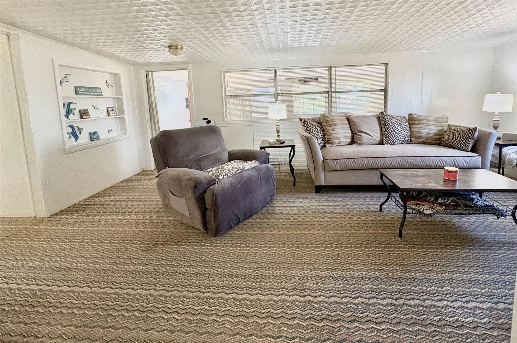 Single Family Residence For Sale in Mitchell County , 2116 LCR 252, Colorado City, Texas 79512, 2 Bedroom, 2 Bathroom, Garage spaces, 1,063 Sqft, built in 1960, mls#21385475, Real Estate Agent in Colorado City, Homes For Sale in Mitchell county, Homes For Sale in Colorado City, Realtor in Colorado City Texas, Real Estate Brokerage Independent Realty Texas, Luminita Cordes Realtor