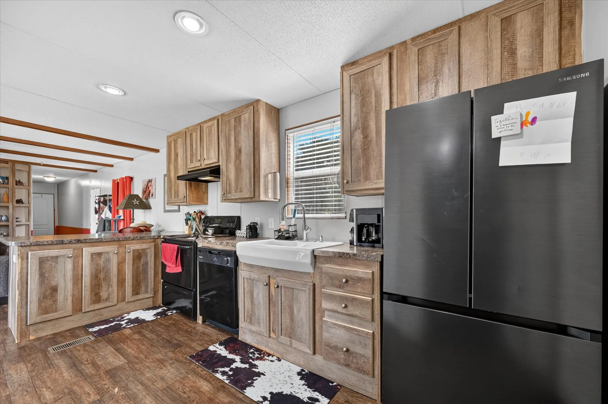 Mobile Home For Sale in Fannin County , 913 County Road 4232, Bonham, Texas 75418, 3 Bedroom, 2 Bathroom, Garage spaces, 1,216 Sqft, built in 2016, mls#21386473, Real Estate Agent in Bonham, Homes For Sale in Fannin county, Homes For Sale in Bonham, Realtor in Bonham Texas, Real Estate Brokerage Independent Realty Texas, Luminita Cordes Realtor