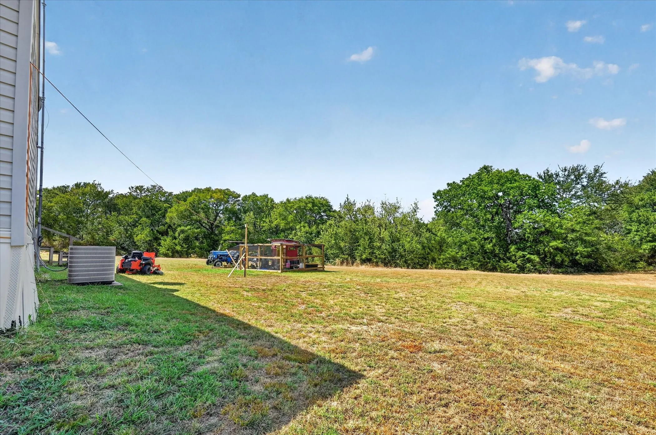Mobile Home For Sale in Fannin County , 913 County Road 4232, Bonham, Texas 75418, 3 Bedroom, 2 Bathroom, Garage spaces, 1,216 Sqft, built in 2016, mls#21386473, Real Estate Agent in Bonham, Homes For Sale in Fannin county, Homes For Sale in Bonham, Realtor in Bonham Texas, Real Estate Brokerage Independent Realty Texas, Luminita Cordes Realtor