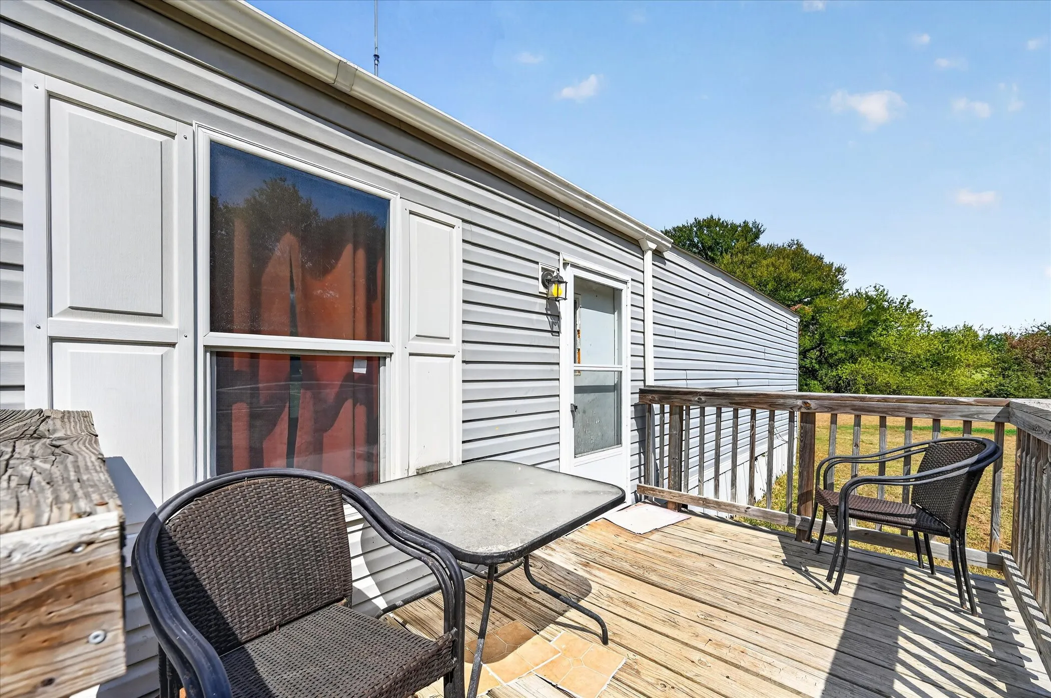 Mobile Home For Sale in Fannin County , 913 County Road 4232, Bonham, Texas 75418, 3 Bedroom, 2 Bathroom, Garage spaces, 1,216 Sqft, built in 2016, mls#21386473, Real Estate Agent in Bonham, Homes For Sale in Fannin county, Homes For Sale in Bonham, Realtor in Bonham Texas, Real Estate Brokerage Independent Realty Texas, Luminita Cordes Realtor