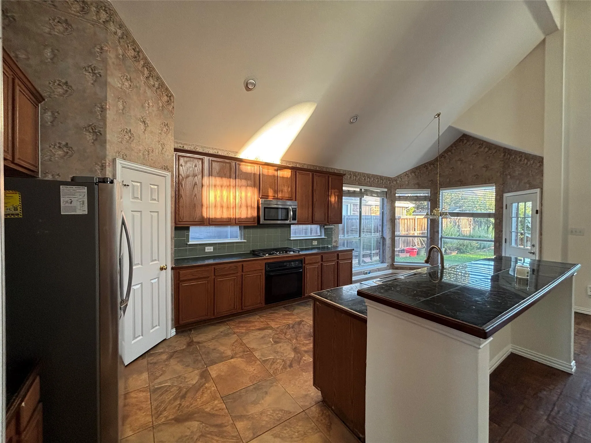 Single Family Residence For Rent in Collin County , 5624 Seneca Drive, Plano, Texas 75094, 5 Bedroom, 4 Bathroom, 2 Garage spaces, 3,251 Sqft, built in 2001, mls#21385564, Real Estate Agent in Plano, Homes For Rent in Collin county, Homes For Rent in Plano, Realtor in Plano Texas, Real Estate Brokerage Independent Realty Texas, Luminita Cordes Realtor