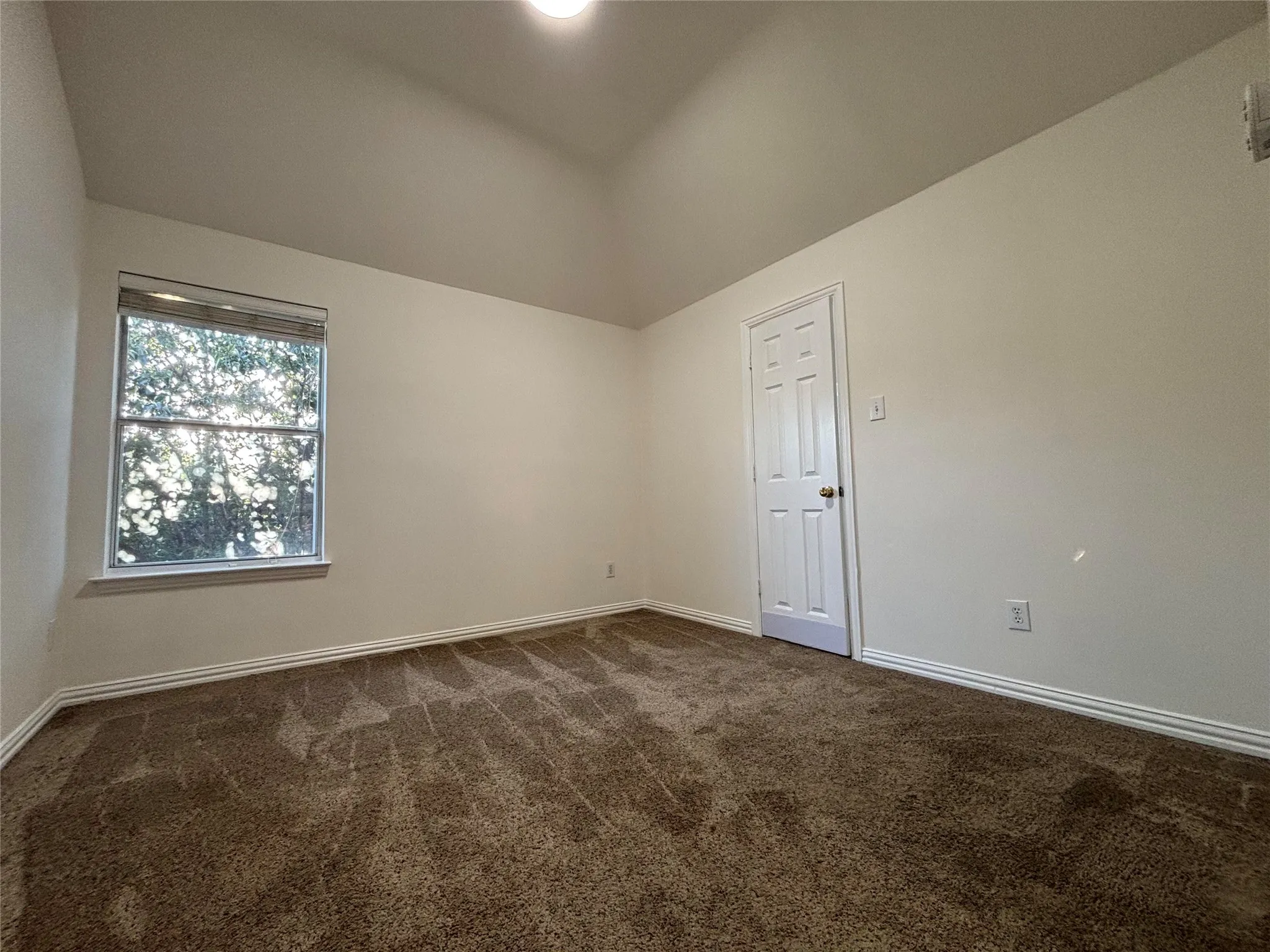 Single Family Residence For Rent in Collin County , 5624 Seneca Drive, Plano, Texas 75094, 5 Bedroom, 4 Bathroom, 2 Garage spaces, 3,251 Sqft, built in 2001, mls#21385564, Real Estate Agent in Plano, Homes For Rent in Collin county, Homes For Rent in Plano, Realtor in Plano Texas, Real Estate Brokerage Independent Realty Texas, Luminita Cordes Realtor