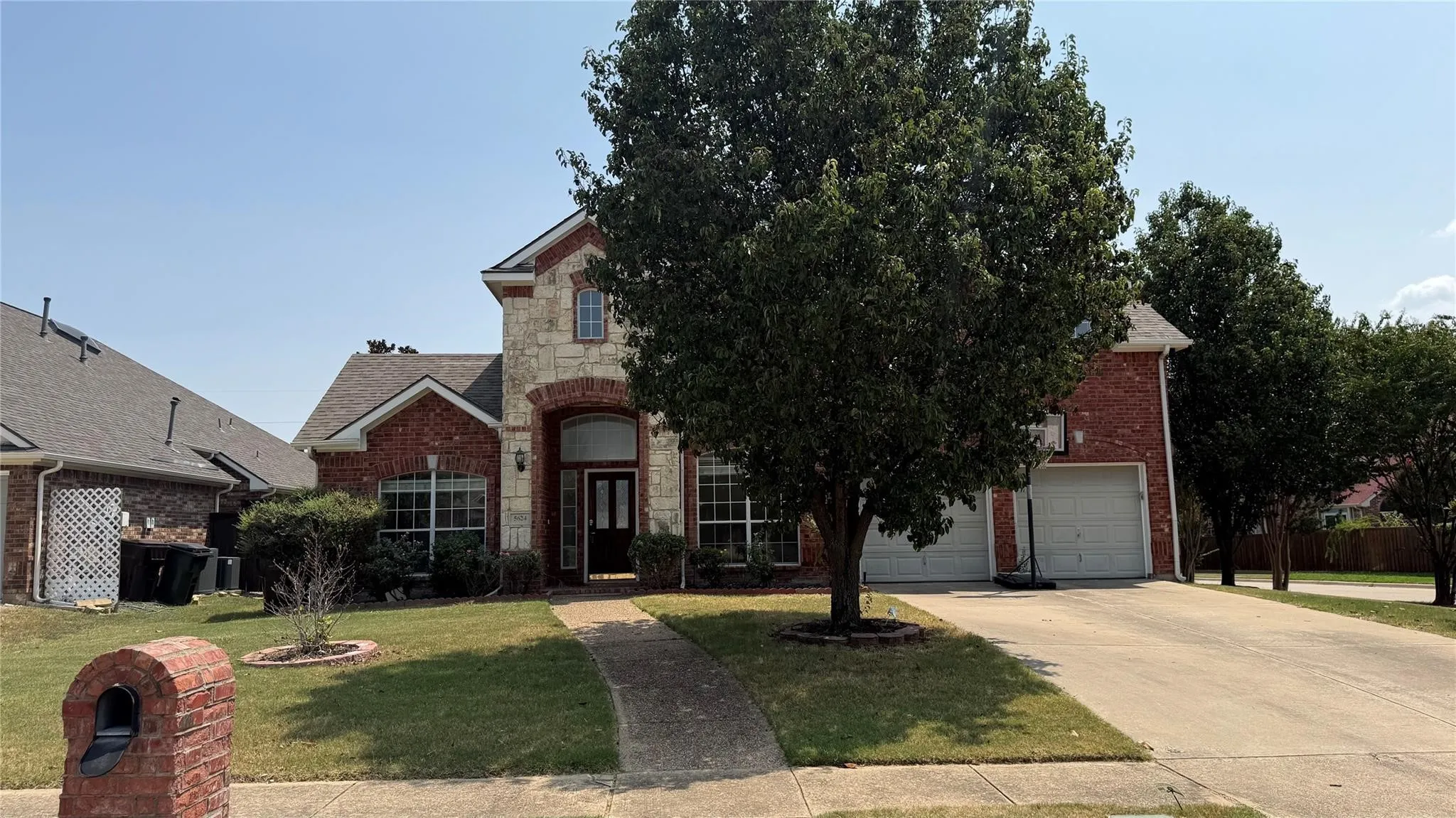 Single Family Residence For Rent in Collin County , 5624 Seneca Drive, Plano, Texas 75094, 5 Bedroom, 4 Bathroom, 2 Garage spaces, 3,251 Sqft, built in 2001, mls#21385564, Real Estate Agent in Plano, Homes For Rent in Collin county, Homes For Rent in Plano, Realtor in Plano Texas, Real Estate Brokerage Independent Realty Texas, Luminita Cordes Realtor