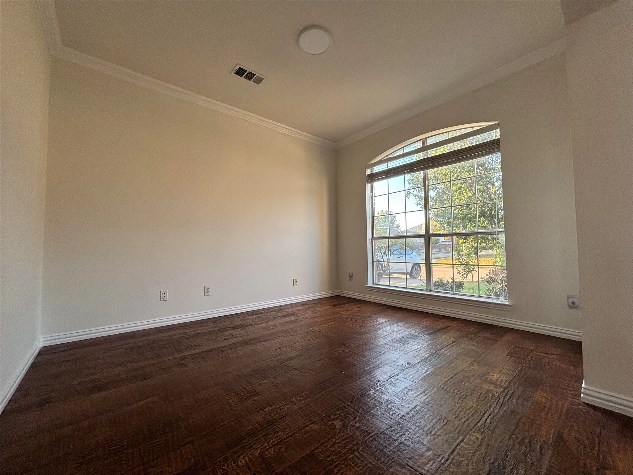 Single Family Residence For Rent in Collin County , 5624 Seneca Drive, Plano, Texas 75094, 5 Bedroom, 4 Bathroom, 2 Garage spaces, 3,251 Sqft, built in 2001, mls#21385564, Real Estate Agent in Plano, Homes For Rent in Collin county, Homes For Rent in Plano, Realtor in Plano Texas, Real Estate Brokerage Independent Realty Texas, Luminita Cordes Realtor