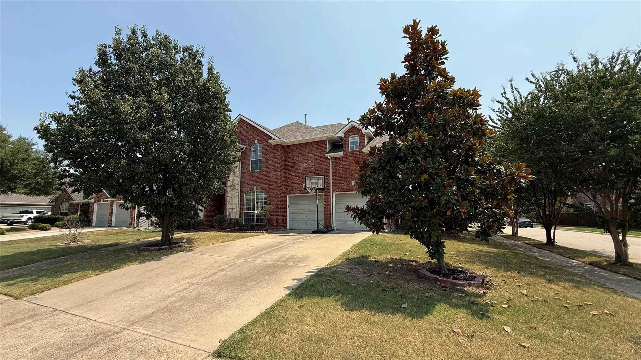 Single Family Residence For Rent in Collin County , 5624 Seneca Drive, Plano, Texas 75094, 5 Bedroom, 4 Bathroom, 2 Garage spaces, 3,251 Sqft, built in 2001, mls#21385564, Real Estate Agent in Plano, Homes For Rent in Collin county, Homes For Rent in Plano, Realtor in Plano Texas, Real Estate Brokerage Independent Realty Texas, Luminita Cordes Realtor
