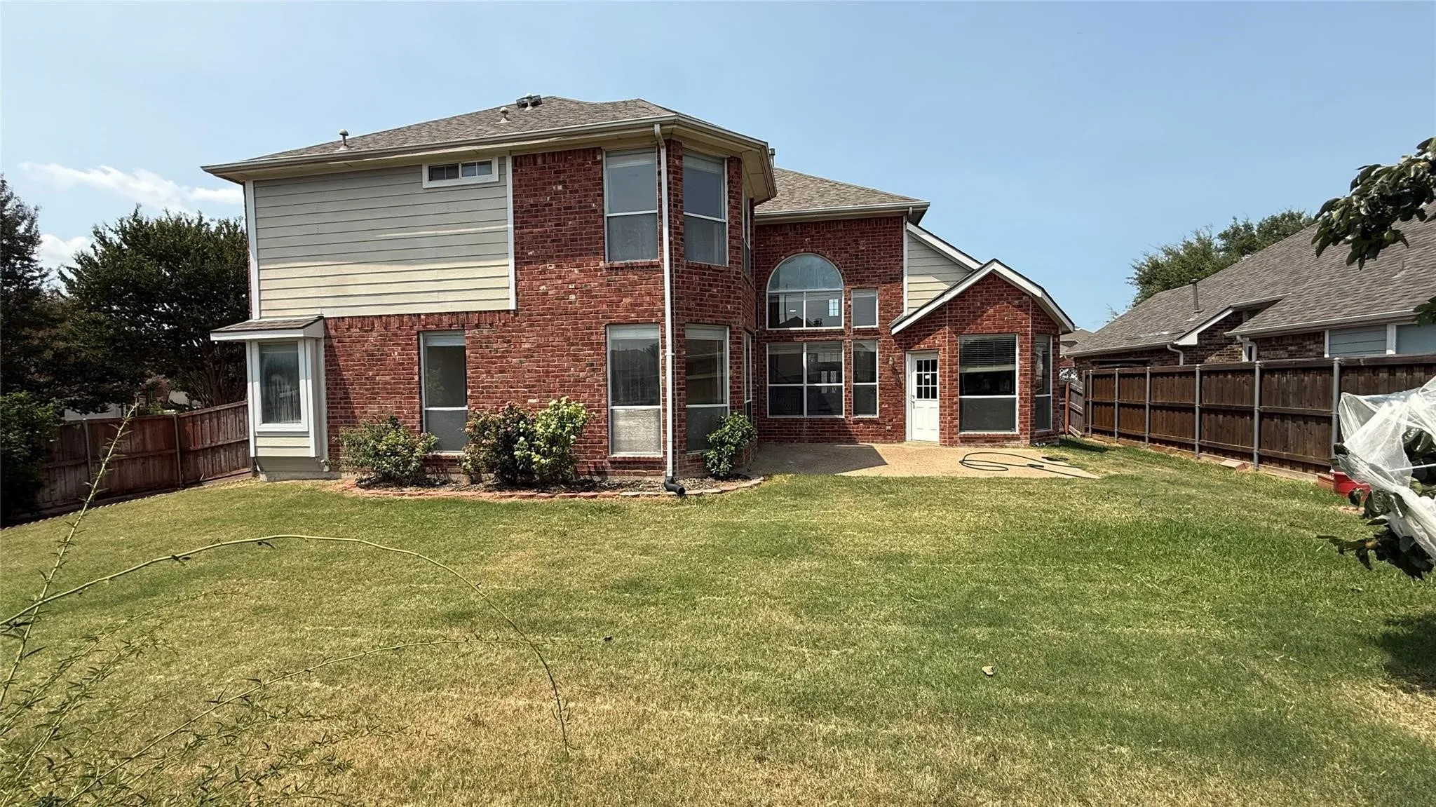 Single Family Residence For Rent in Collin County , 5624 Seneca Drive, Plano, Texas 75094, 5 Bedroom, 4 Bathroom, 2 Garage spaces, 3,251 Sqft, built in 2001, mls#21385564, Real Estate Agent in Plano, Homes For Rent in Collin county, Homes For Rent in Plano, Realtor in Plano Texas, Real Estate Brokerage Independent Realty Texas, Luminita Cordes Realtor