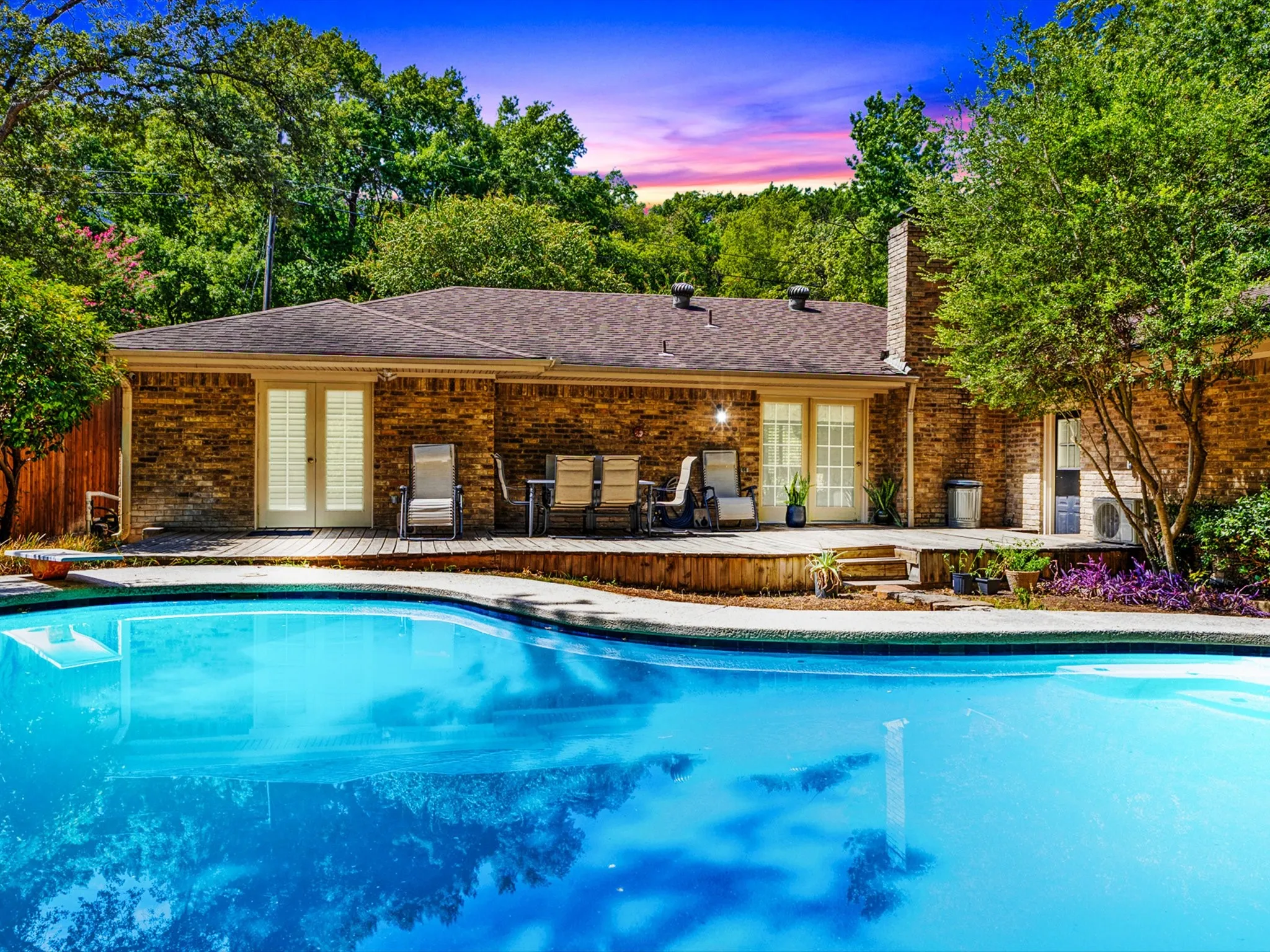 Single Family Residence For Sale in Dallas County , 1218 Bow Creek Drive, Duncanville, Texas 75116, 3 Bedroom, 2 Bathroom, 2 Garage spaces, 1,672 Sqft, built in 1973, mls#21385577, Real Estate Agent in Duncanville, Homes For Sale in Dallas county, Homes For Sale in Duncanville, Realtor in Duncanville Texas, Real Estate Brokerage Independent Realty Texas, Luminita Cordes Realtor