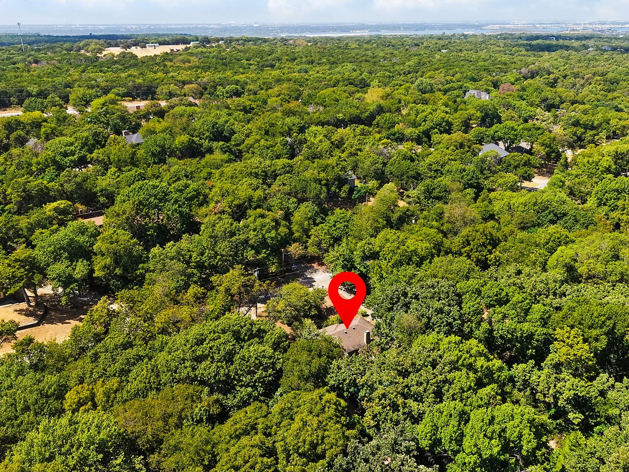 Single Family Residence For Sale in Dallas County , 1218 Bow Creek Drive, Duncanville, Texas 75116, 3 Bedroom, 2 Bathroom, 2 Garage spaces, 1,672 Sqft, built in 1973, mls#21385577, Real Estate Agent in Duncanville, Homes For Sale in Dallas county, Homes For Sale in Duncanville, Realtor in Duncanville Texas, Real Estate Brokerage Independent Realty Texas, Luminita Cordes Realtor