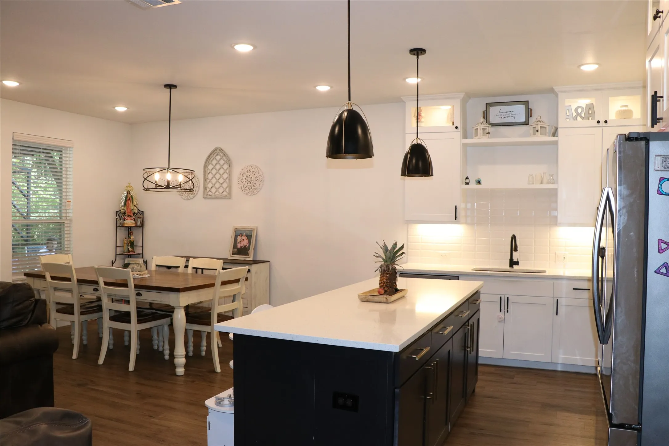 Single Family Residence For Sale in Dallas County , 803 Netherland Drive, Seagoville, Texas 75159, 4 Bedroom, 2 Bathroom, 2 Garage spaces, 1,833 Sqft, built in 2023, mls#21386579, Real Estate Agent in Seagoville, Homes For Sale in Dallas county, Homes For Sale in Seagoville, Realtor in Seagoville Texas, Real Estate Brokerage Independent Realty Texas, Luminita Cordes Realtor