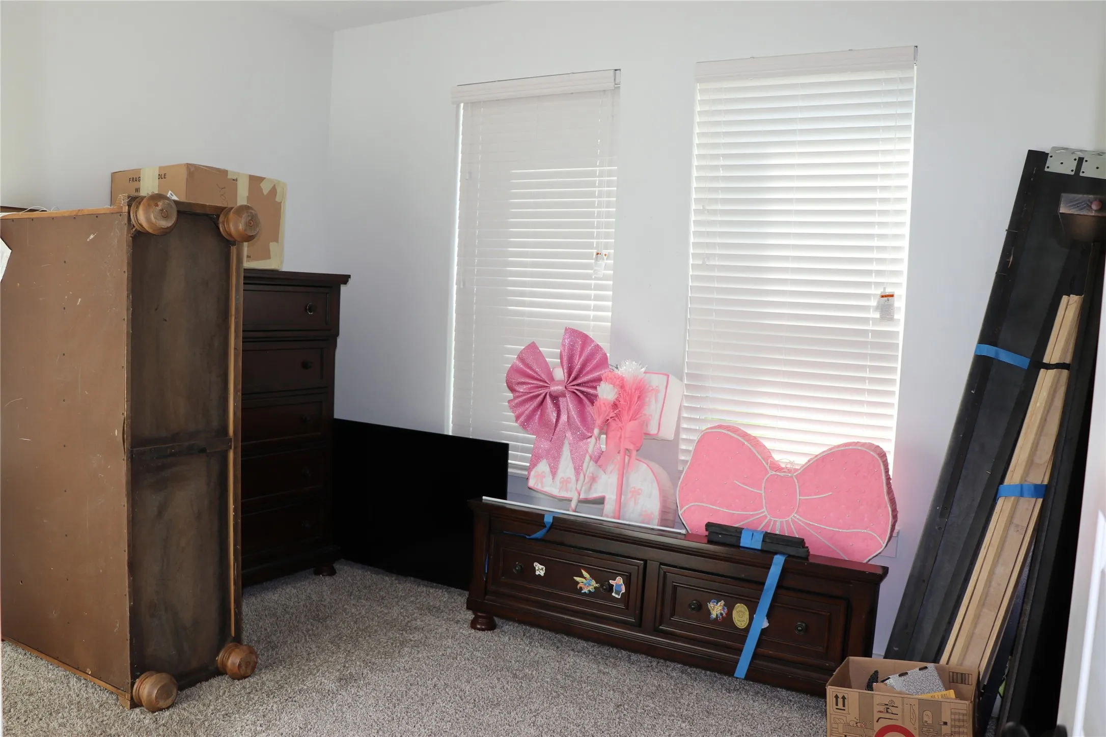 Single Family Residence For Sale in Dallas County , 803 Netherland Drive, Seagoville, Texas 75159, 4 Bedroom, 2 Bathroom, 2 Garage spaces, 1,833 Sqft, built in 2023, mls#21386579, Real Estate Agent in Seagoville, Homes For Sale in Dallas county, Homes For Sale in Seagoville, Realtor in Seagoville Texas, Real Estate Brokerage Independent Realty Texas, Luminita Cordes Realtor