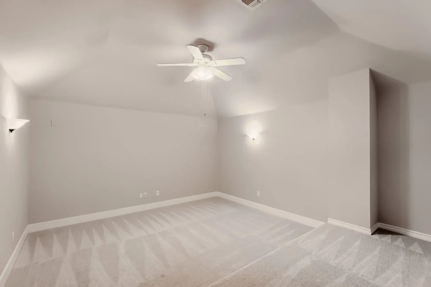 Single Family Residence For Sale in Collin County , 12576 Pond Cypress Lane, Frisco, Texas 75035, 5 Bedroom, 4 Bathroom, 2 Garage spaces, 3,841 Sqft, built in 2007, mls#21385951, Real Estate Agent in Frisco, Homes For Sale in Collin county, Homes For Sale in Frisco, Realtor in Frisco Texas, Real Estate Brokerage Independent Realty Texas, Luminita Cordes Realtor