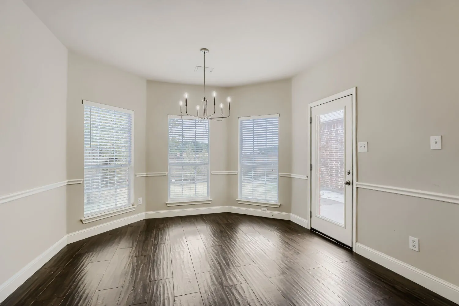 Single Family Residence For Sale in Collin County , 12576 Pond Cypress Lane, Frisco, Texas 75035, 5 Bedroom, 4 Bathroom, 2 Garage spaces, 3,841 Sqft, built in 2007, mls#21385951, Real Estate Agent in Frisco, Homes For Sale in Collin county, Homes For Sale in Frisco, Realtor in Frisco Texas, Real Estate Brokerage Independent Realty Texas, Luminita Cordes Realtor