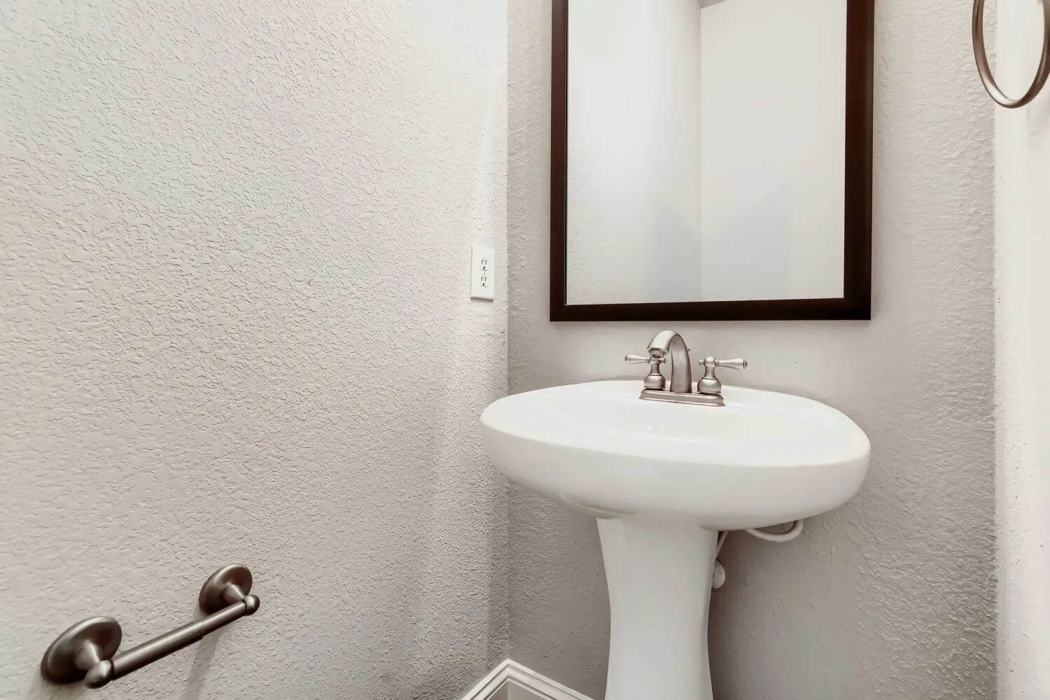 Single Family Residence For Sale in Collin County , 12576 Pond Cypress Lane, Frisco, Texas 75035, 5 Bedroom, 4 Bathroom, 2 Garage spaces, 3,841 Sqft, built in 2007, mls#21385951, Real Estate Agent in Frisco, Homes For Sale in Collin county, Homes For Sale in Frisco, Realtor in Frisco Texas, Real Estate Brokerage Independent Realty Texas, Luminita Cordes Realtor