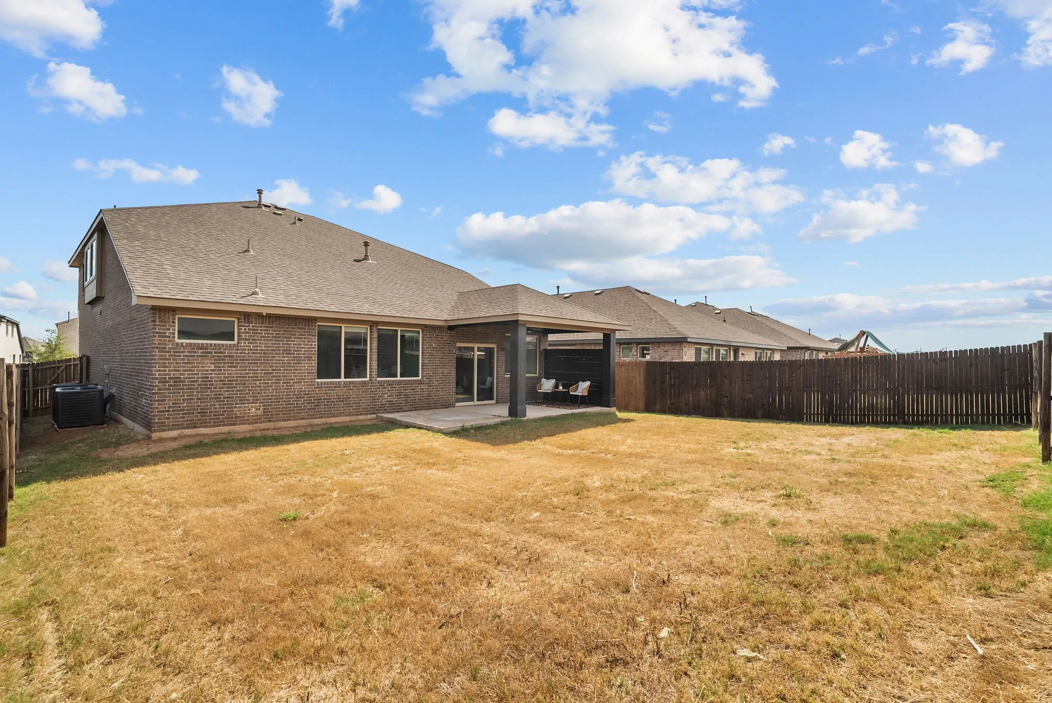 Single Family Residence For Sale in Johnson County , 1112 Goldenrod Drive, Godley, Texas 76044, 5 Bedroom, 4 Bathroom, 2 Garage spaces, 3,090 Sqft, built in 2022, mls#21384414, Real Estate Agent in Godley, Homes For Sale in Johnson county, Homes For Sale in Godley, Realtor in Godley Texas, Real Estate Brokerage Independent Realty Texas, Luminita Cordes Realtor